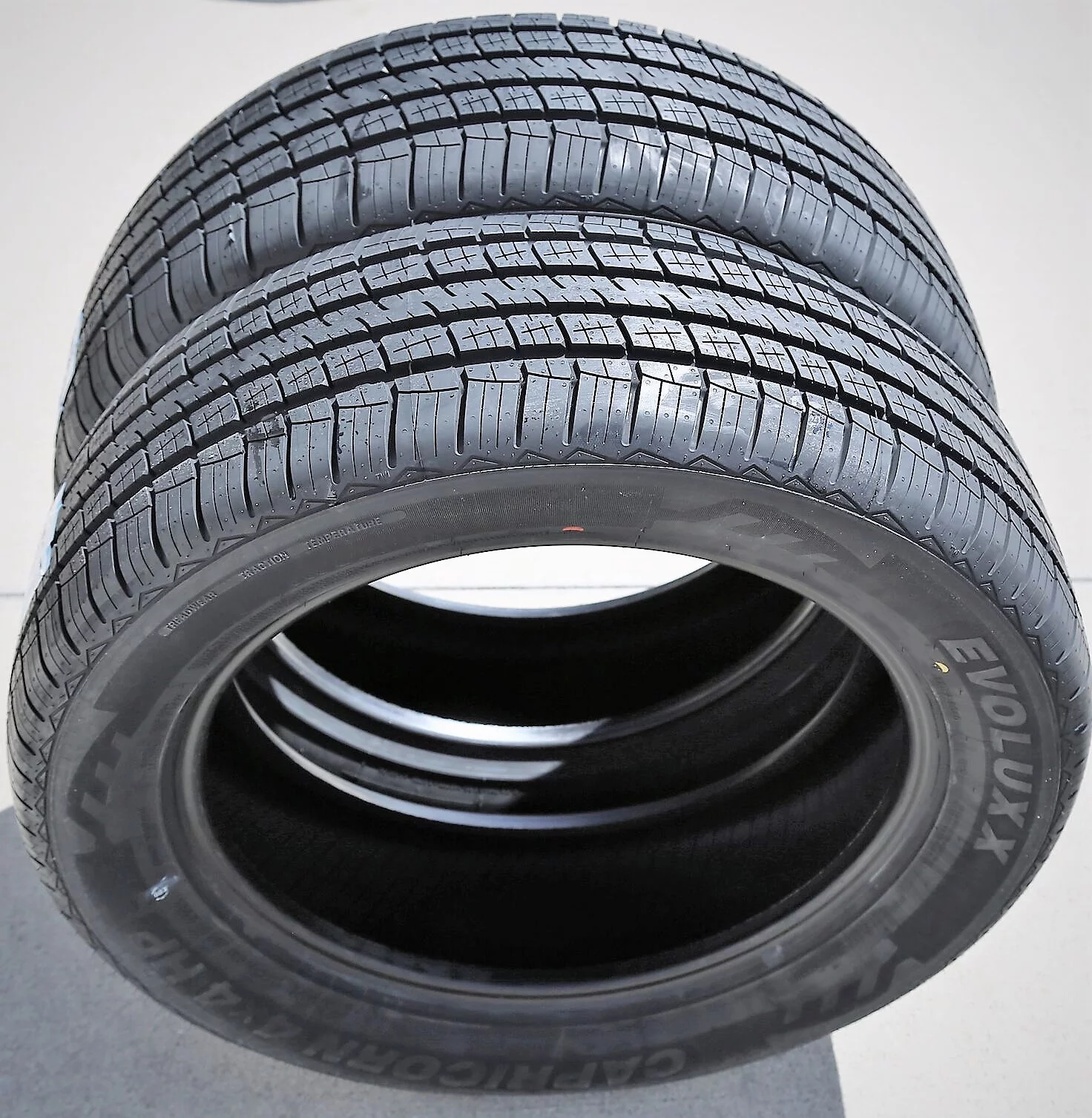 Tire Evoluxx Capricorn 4X4 HP 255/60R19 109H AS A/S Performance - Inhomebuy