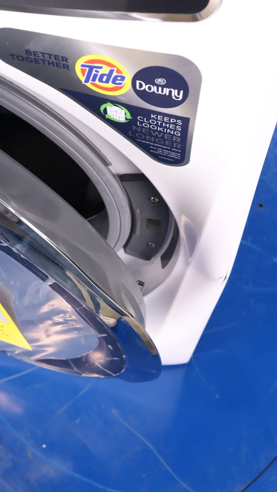 ELECTROLUX 6 SERIES 5.2 CU FT. ELECTRIC FRONT LOAD WASHER WITH SMARTBOOST - ELFW7637AW - Inhomebuy