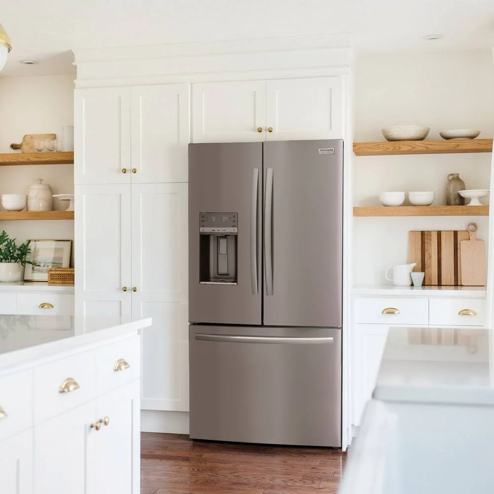 FRIGIDAIRE GALLERY 36 IN 22.6 CU FT. COUNTER-DEPTH FRENCH DOOR REFRIGERATOR WITH AUTO-CLOSE DOORS - - Inhomebuy