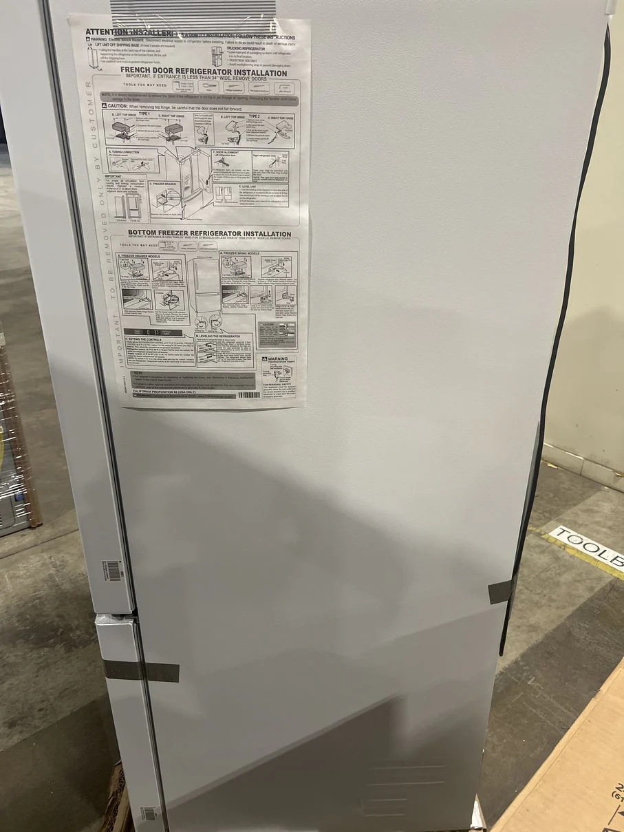 LG 30 IN. 21.8 CU. FT. SMUDGE-RESISTANT WHITE FRENCH DOOR REFRIGERATOR WITH SMARTDIAGNOSIS - LRFNS22 - Inhomebuy