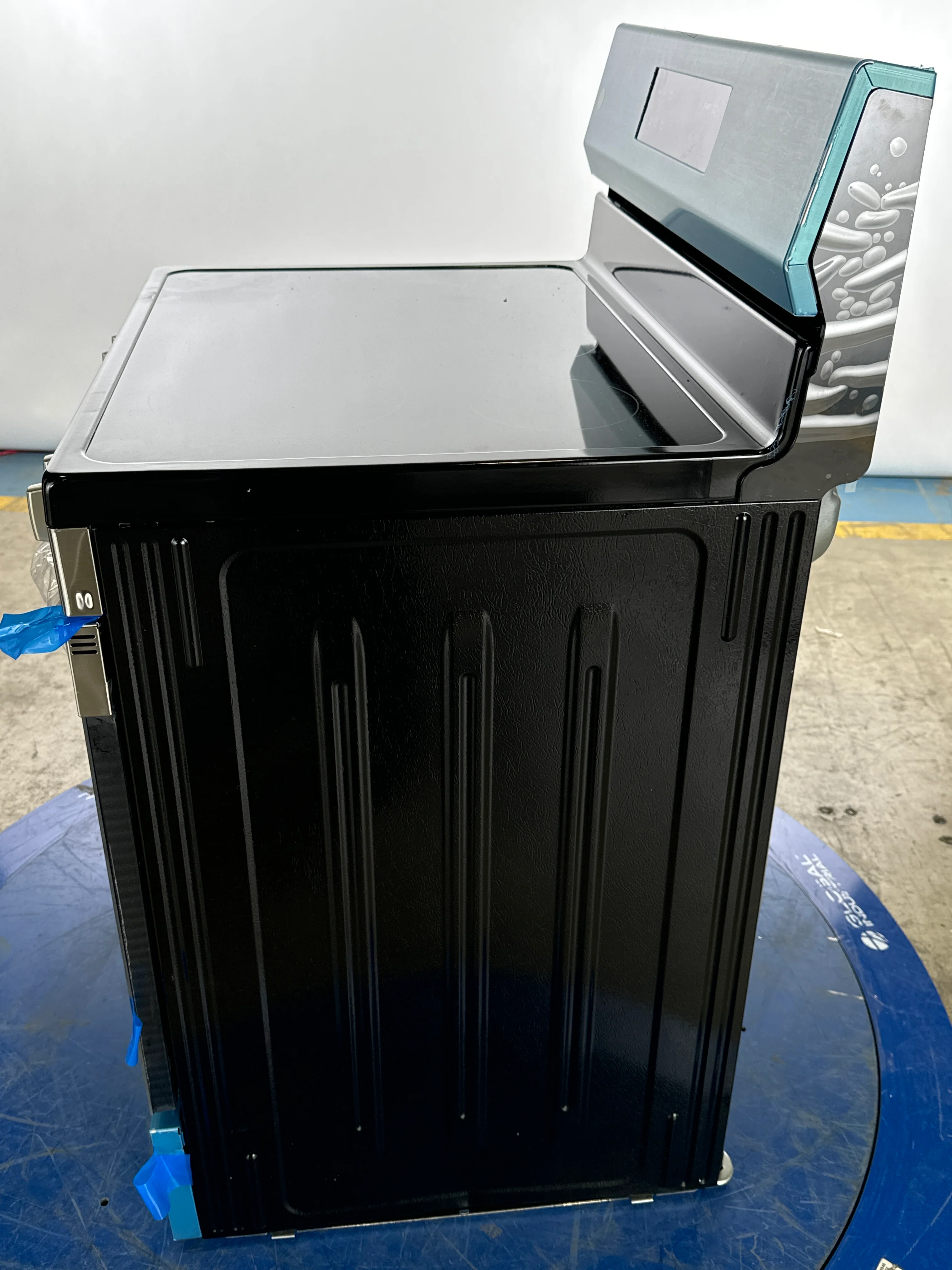 FRIGIDAIRE 30 IN 5.3 CU FT. ELECTRIC FREESTANDING RANGE WITH EVENTEMP COOKTOP - FCRE306CAS - Inhomebuy