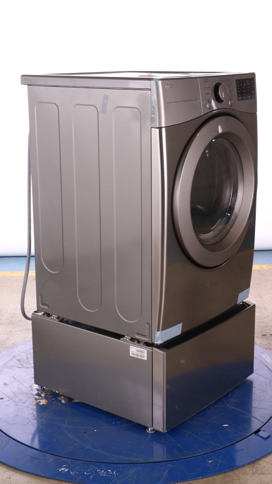 LG 7.4 CU. FT. GRAPHITE STEEL ULTRA LARGE CAPACITY ELECTRIC DRYER WITH SMARTDIAGNOSIS - DLE3400V - Inhomebuy