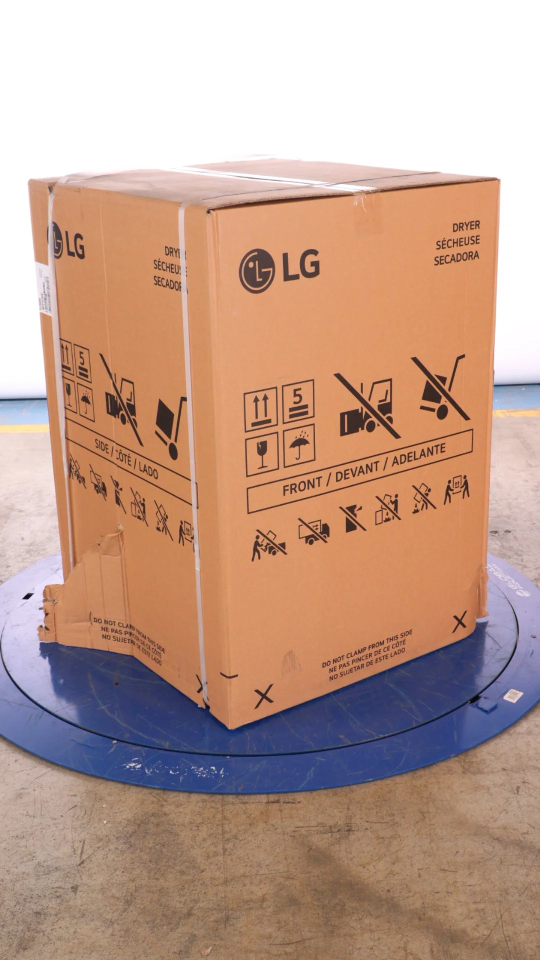 LG 7.4 CU. FT. GRAPHITE STEEL ULTRA LARGE CAPACITY ELECTRIC DRYER WITH SMARTDIAGNOSIS - DLE3400V - Inhomebuy