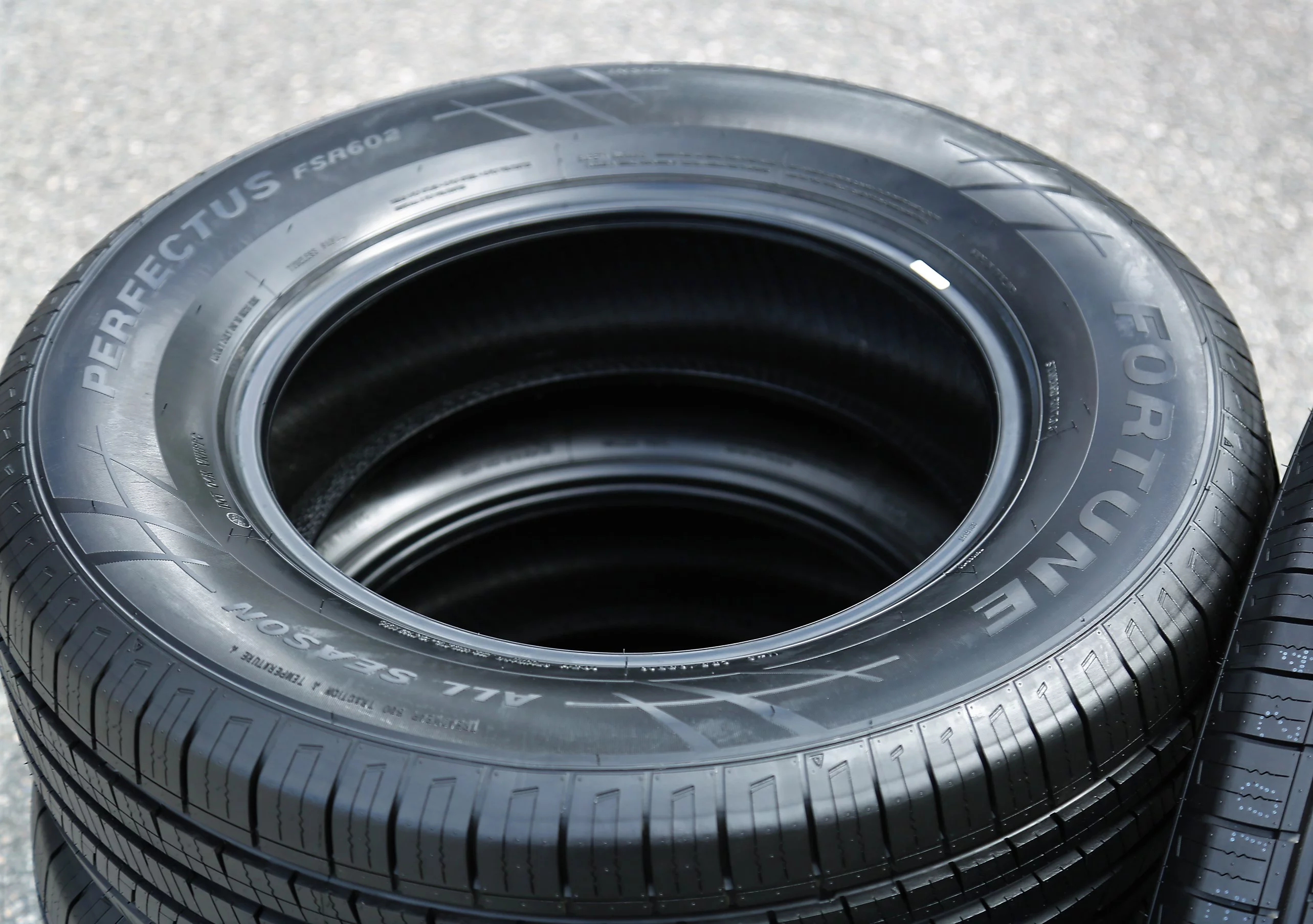 Hi-Run SU19 Smooth 13X5.00-6 Load 4 Ply Lawn & Garden Tire - Inhomebuy