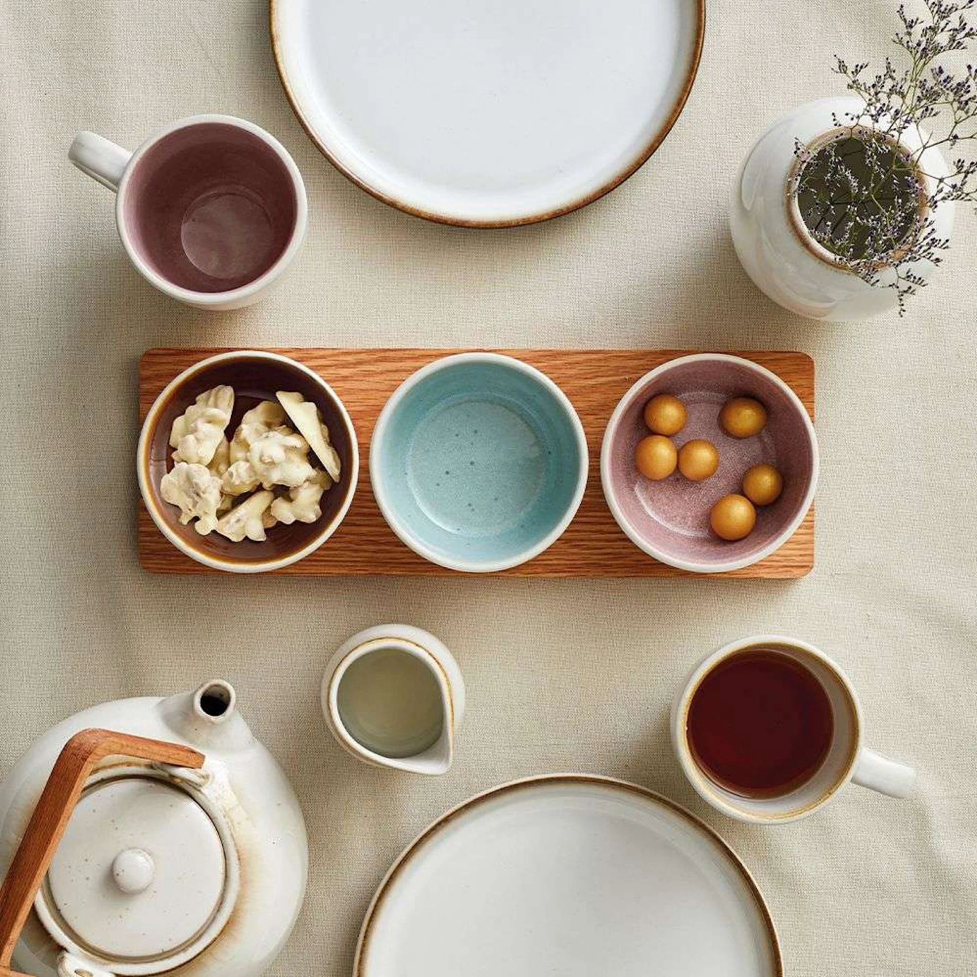 Cabaret Set 4pcs Matte Cream Assorted - Inhomebuy