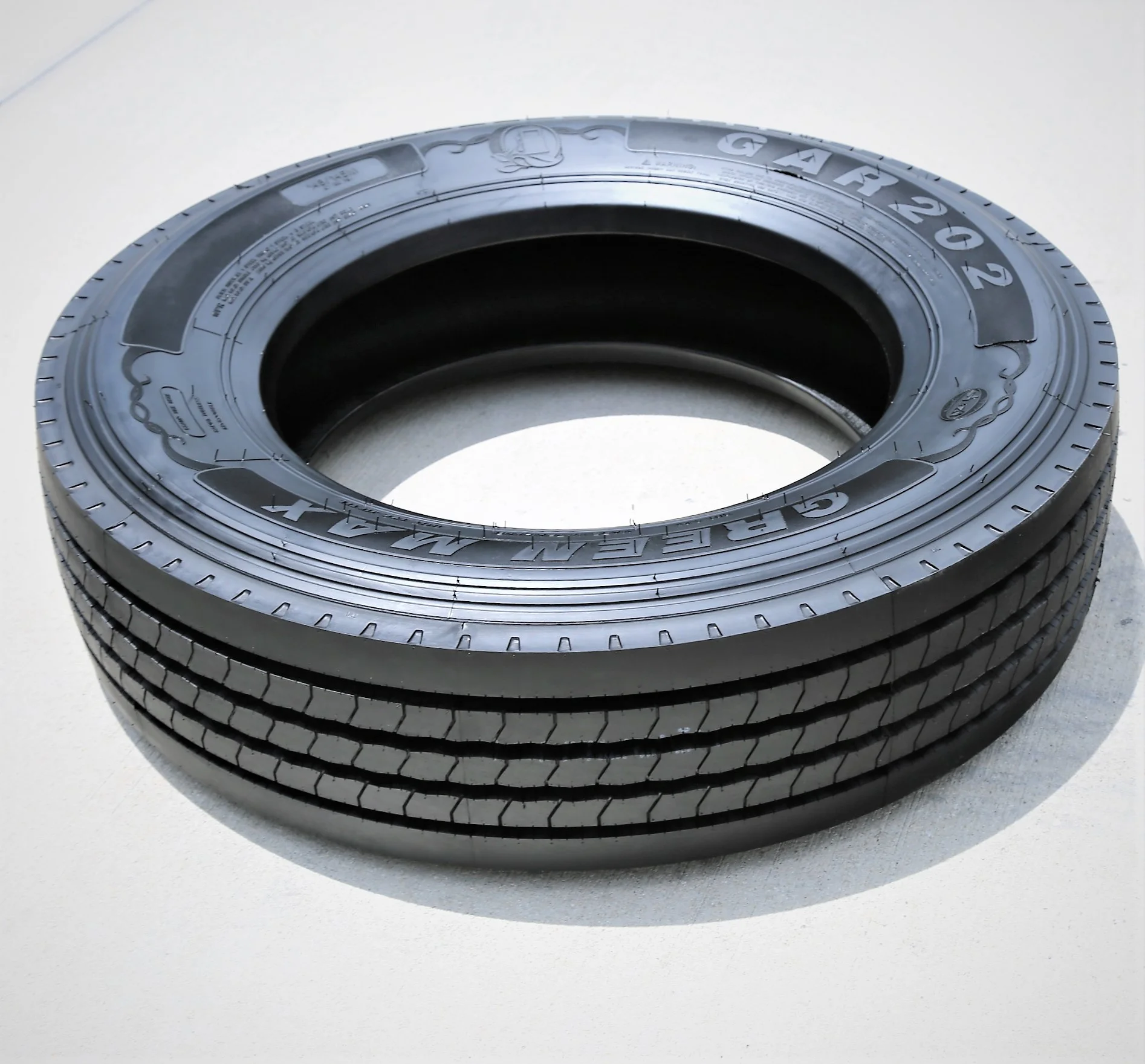 Green Max GAR202 225/70R19.5 Load G 14 Ply All Position Commercial Tire - Inhomebuy