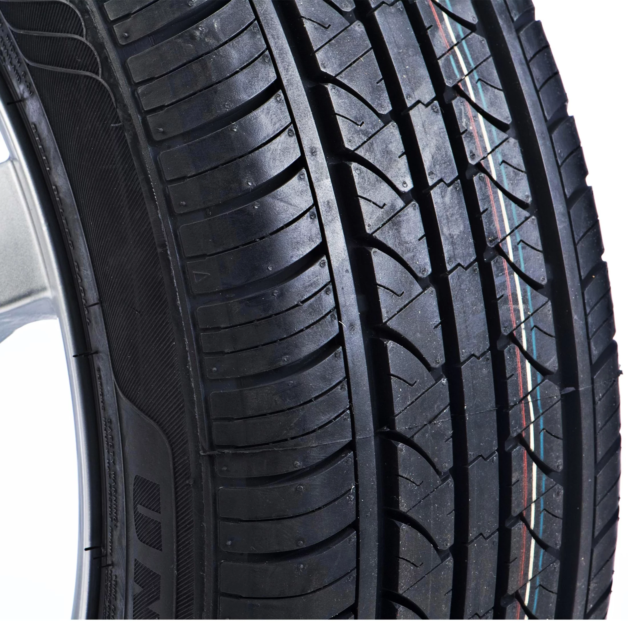 Travelstar UN99 All Season 225/65R17 102H Passenger Tire 225/65/17 - Inhomebuy