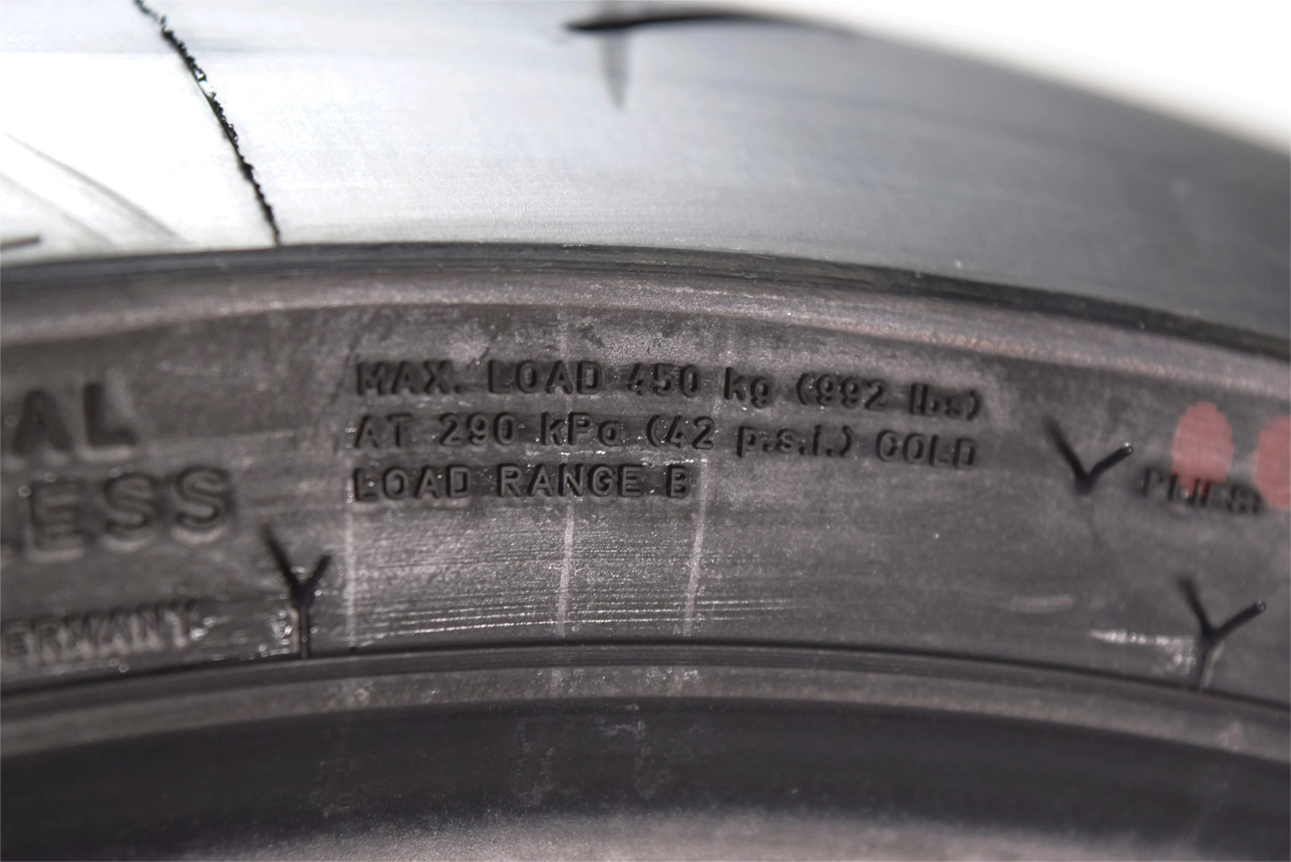 Pirelli Diablo Rosso IV Street Sport 120/70ZR17 58W TL Front Motorcycle Tire 120/70-17 Rosso 4 - Inhomebuy