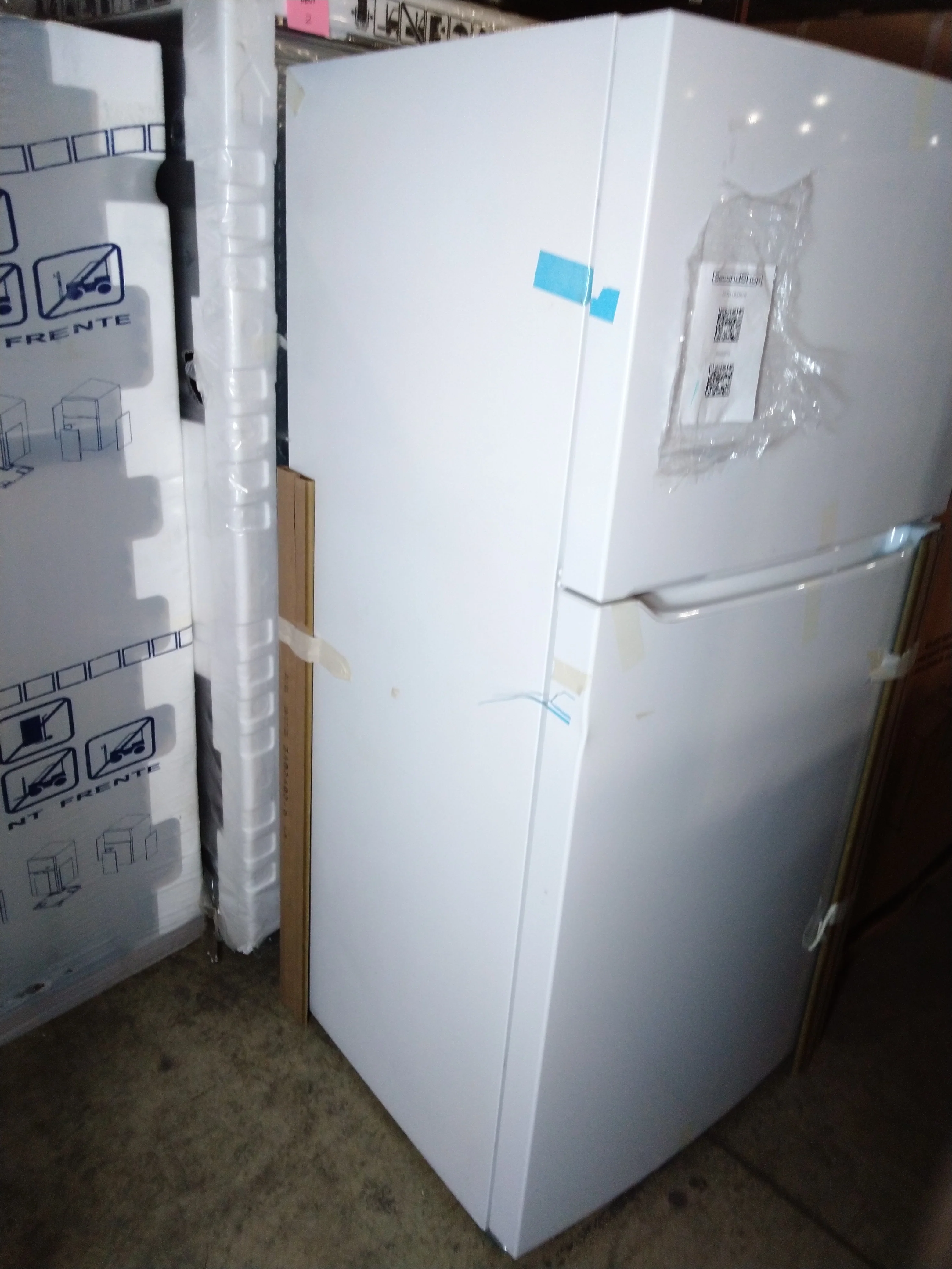 Frigidaire 30in. 18.3 cu. ft. Stainless Steel Top Freezer Refrigerator - FFTR1835VS - Inhomebuy