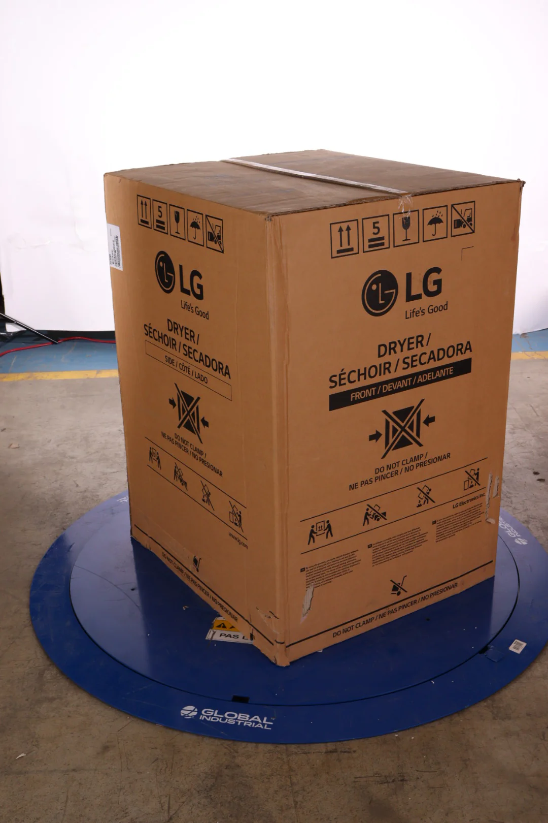 LG 7.4 CU. FT. GRAPHITE STEEL ULTRA LARGE CAPACITY ELECTRIC DRYER WITH SMARTDIAGNOSIS - DLE3400V - Inhomebuy