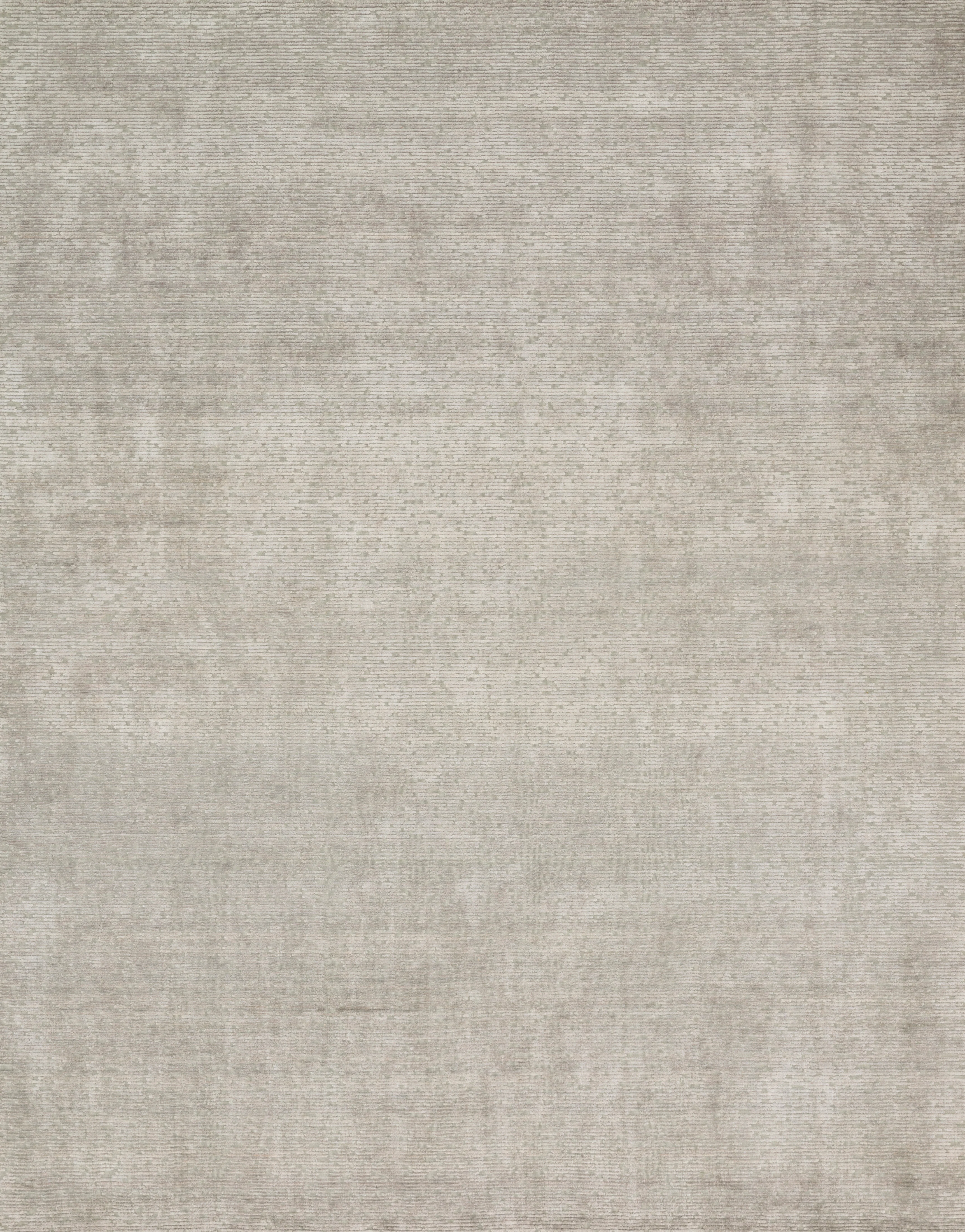 Loloi Rugs Ollie Collection Rug in Silver - 5'6