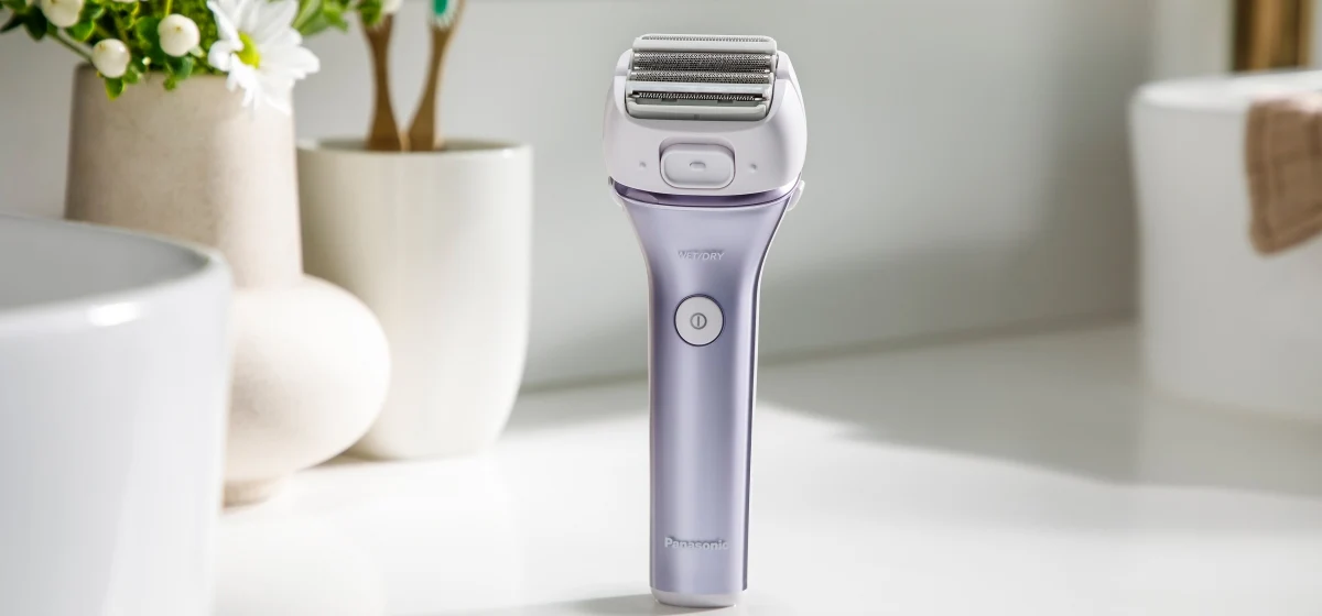Panasonic Ladies Shaver: 4 hypoallergenic blades, wet/dry, rechargeable | ES-WL80 - Inhomebuy