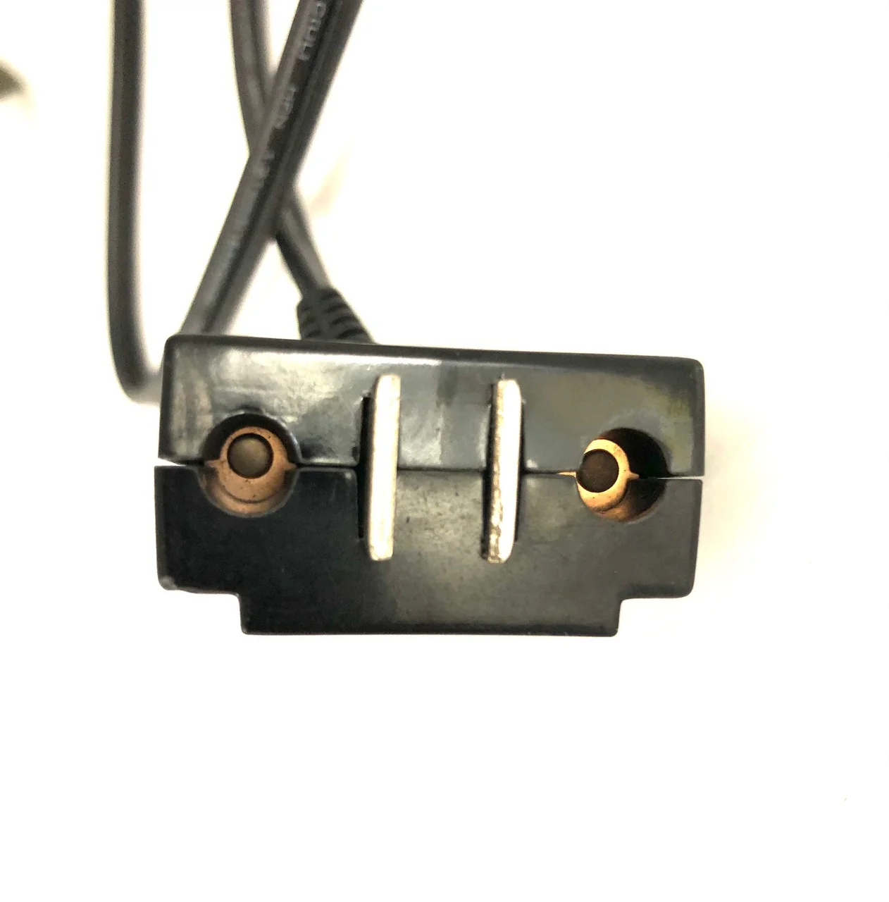 990007900 | Magnetic Cord for 35015 Deep Fryer - Inhomebuy