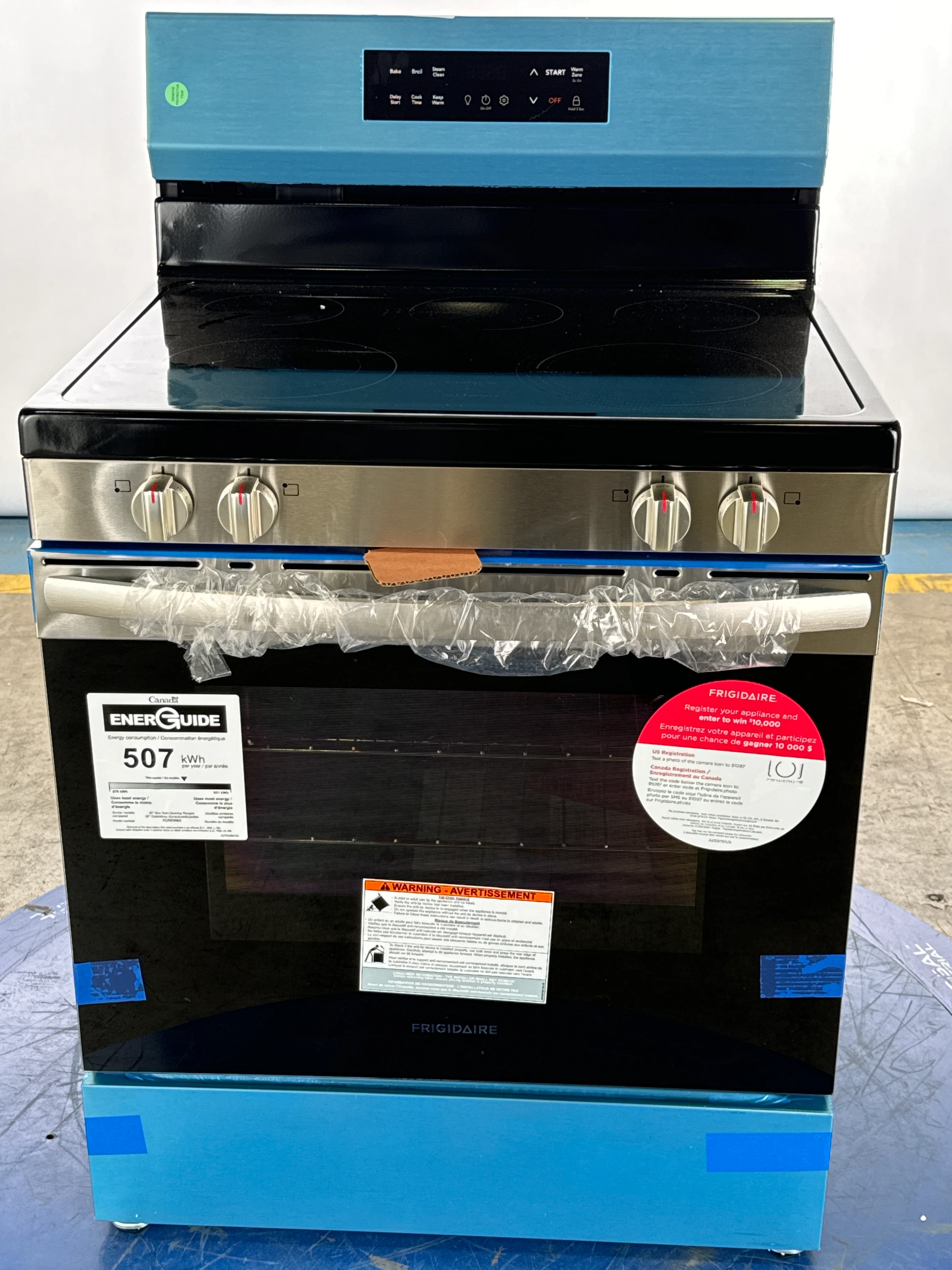 FRIGIDAIRE 30 IN 5.3 CU FT. ELECTRIC FREESTANDING RANGE WITH EVENTEMP COOKTOP - FCRE306CAS - Inhomebuy