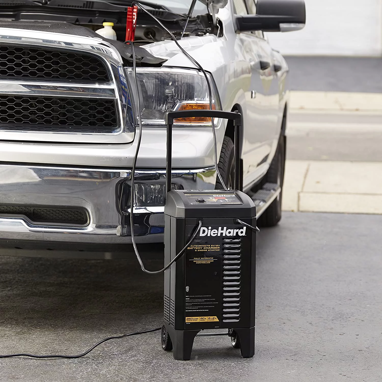 DieHard Automatic 12 V 250 amps Battery Charger/Engine Starter - Inhomebuy