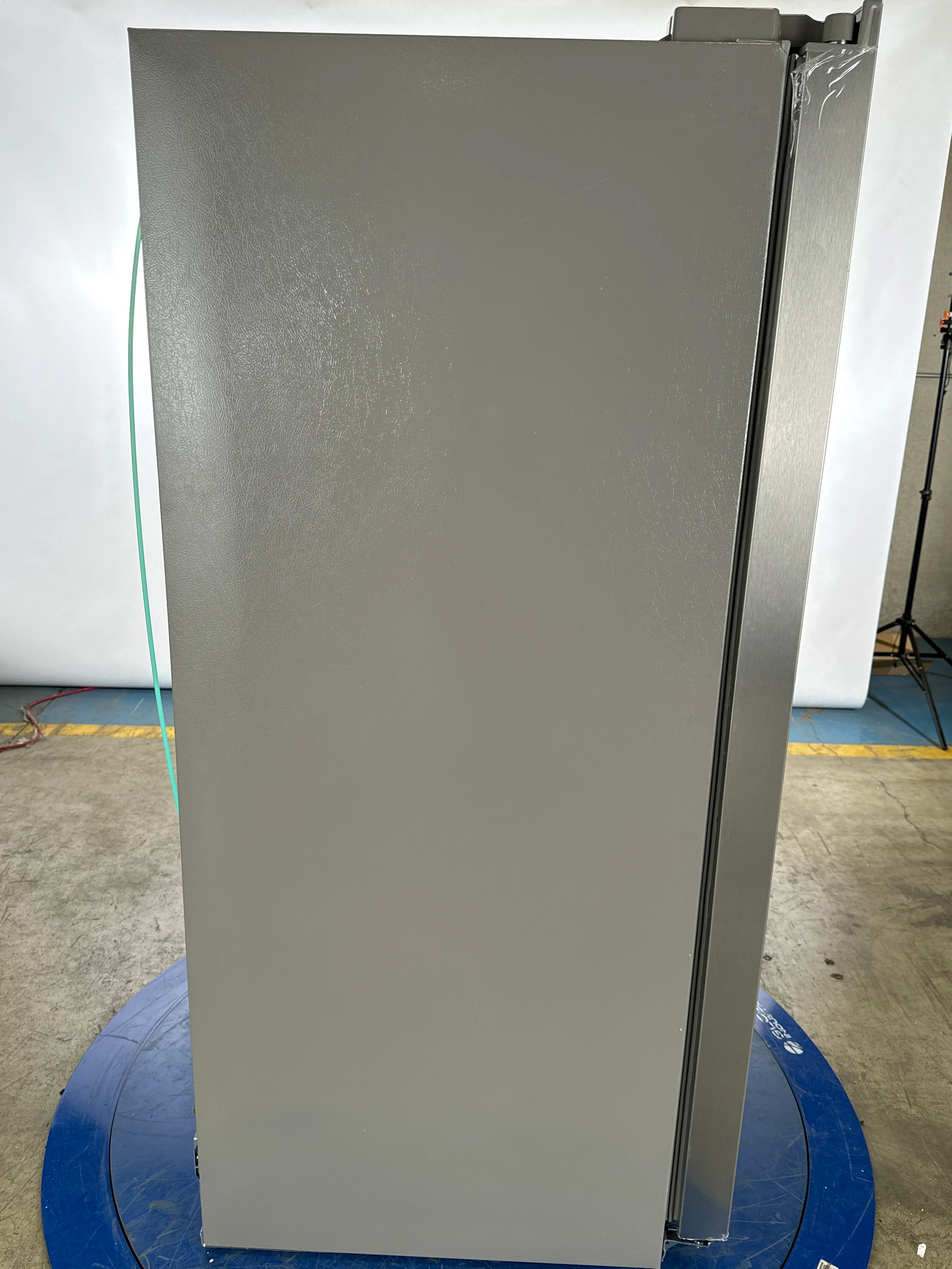 FRIGIDAIRE 36 IN 25.6 CU FT. STAINLESS STEEL SIDE-BY-SIDE REFRIGERATOR WITH EXTERIOR WATER AND ICE D - Inhomebuy