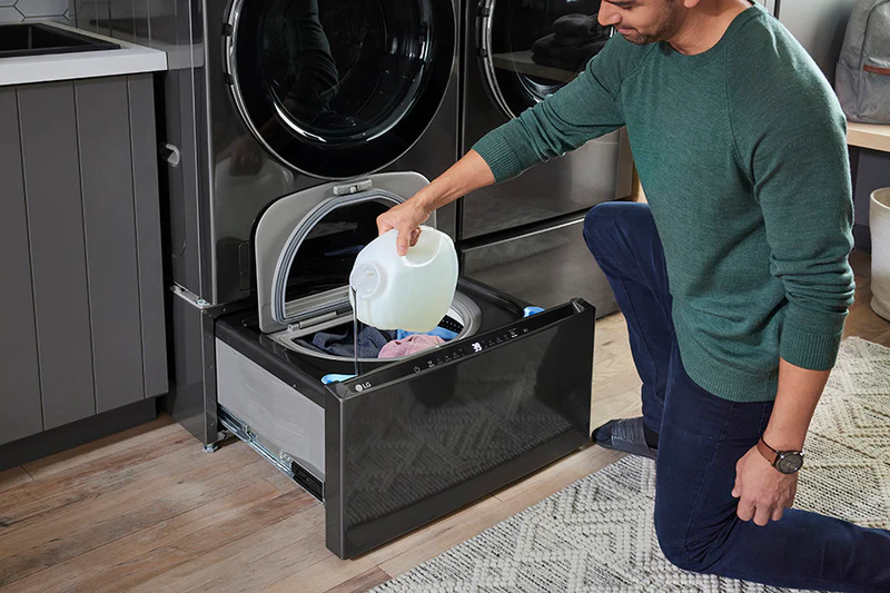 LG WD300CB 27IN BLK PEDESTAL - Inhomebuy