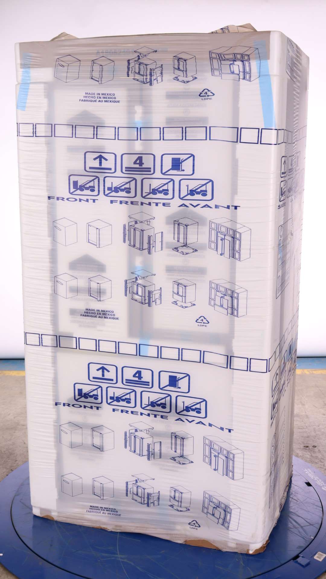 FRIGIDAIRE 36 IN. 22.6 CU FT. STAINLESS STEEL COUNTER-DEPTH FRENCH DOOR REFRIGERATOR - FRFC2323AS - Inhomebuy