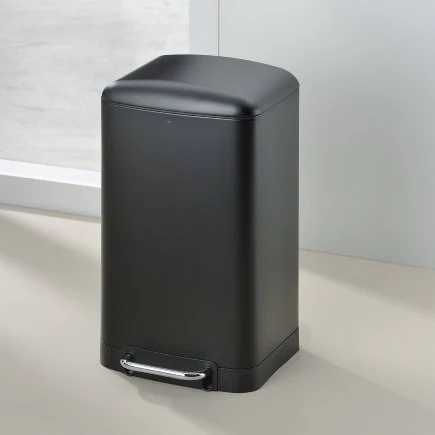 Pedal bin Davino Black - 30L - Inhomebuy