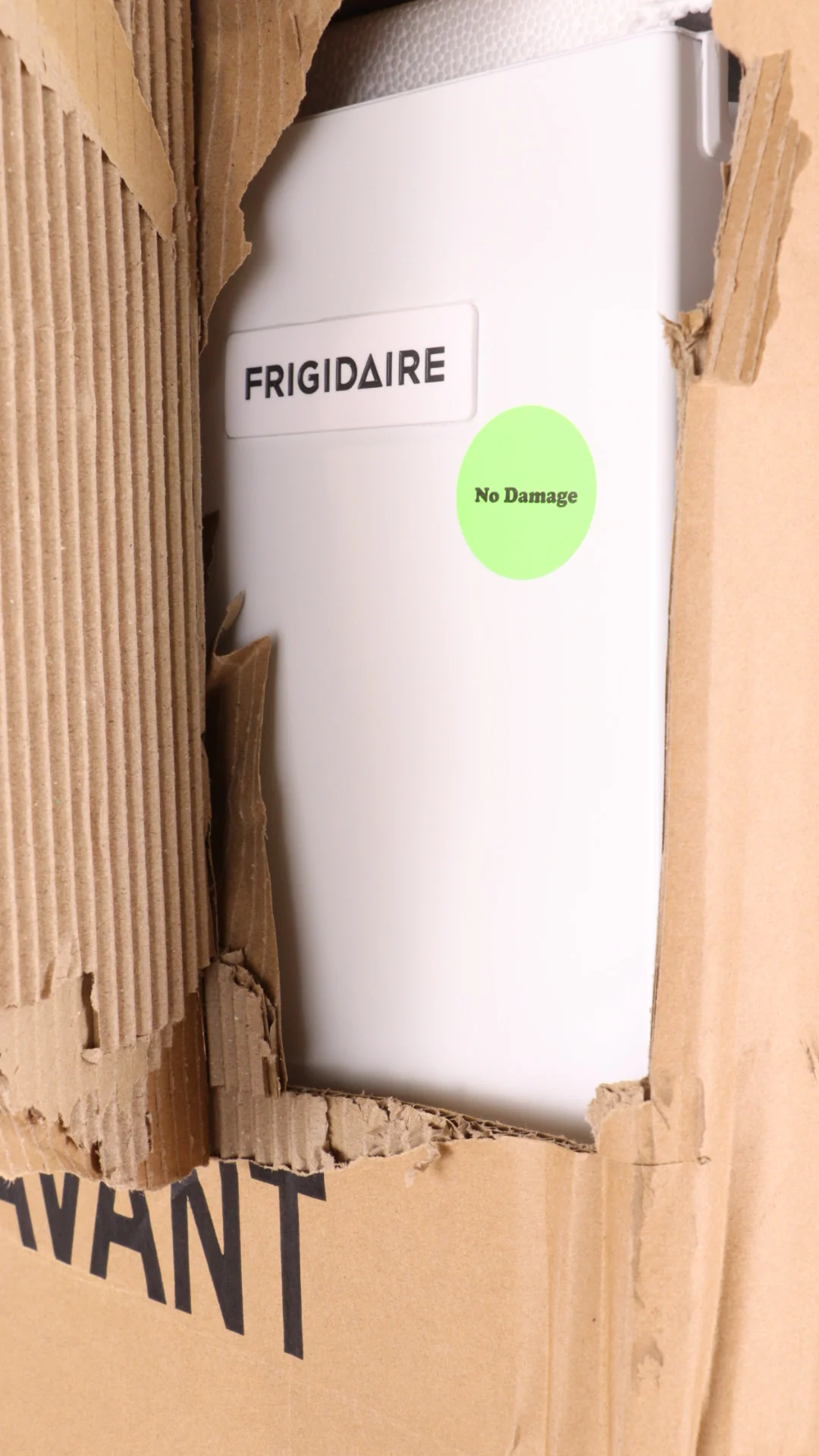 Frigidaire 27 in 15.5 cu ft Upright Freezer - FFFU16F2VW - Inhomebuy