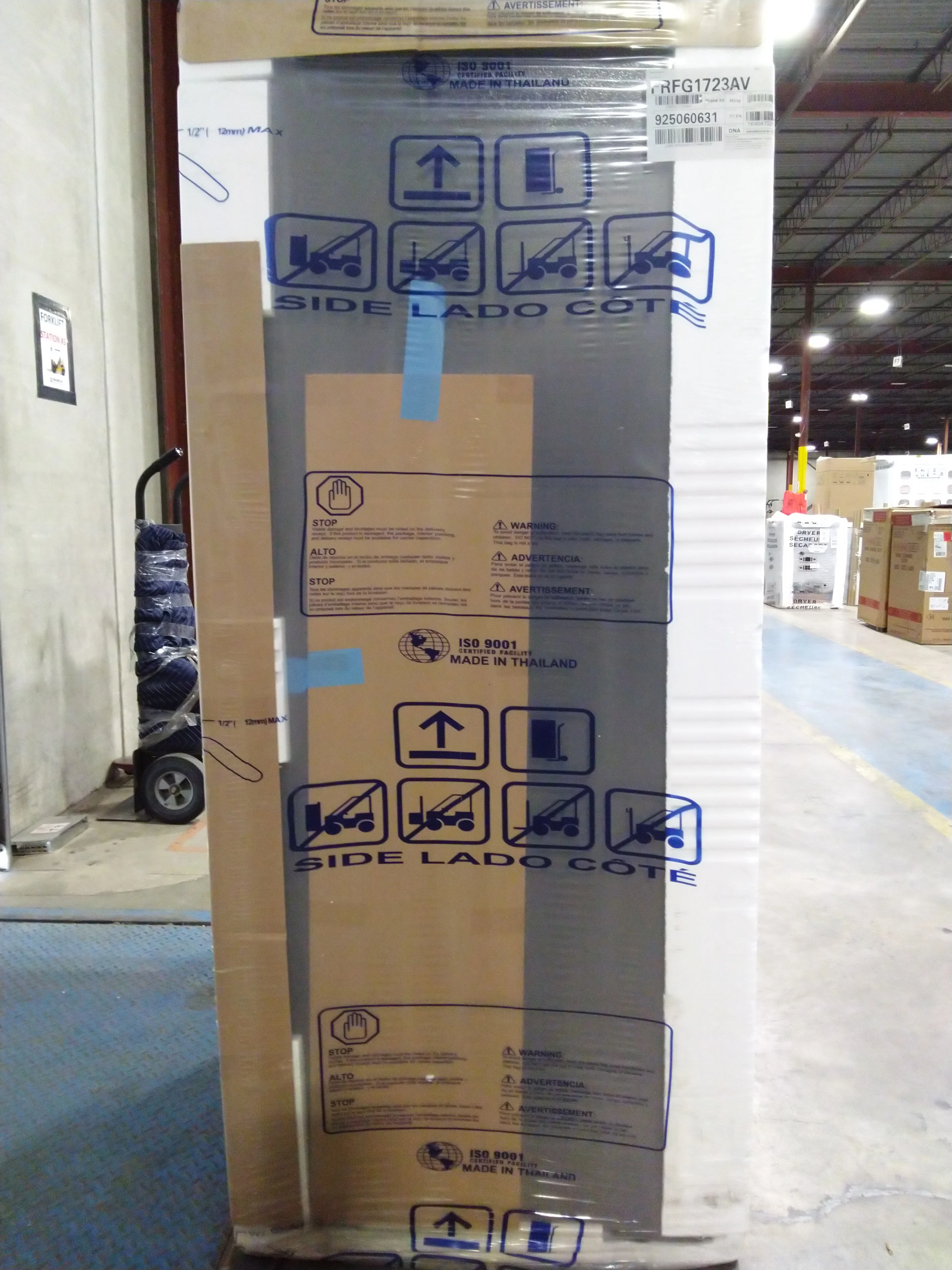 FRIGIDAIRE 31.5 IN. 17.6 CU FT. STAINLESS STEEL COUNTER-DEPTH FRENCH DOOR REFRIGERATOR - FRFG1723AV - Inhomebuy