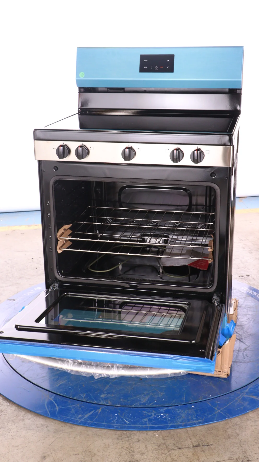 FRIGIDAIRE 30 IN 5.3 CU FT. ELECTRIC 5-BURNER RANGE WITH EVEN BAKING TECHNOLOGY - FCRE305CBS - Inhomebuy