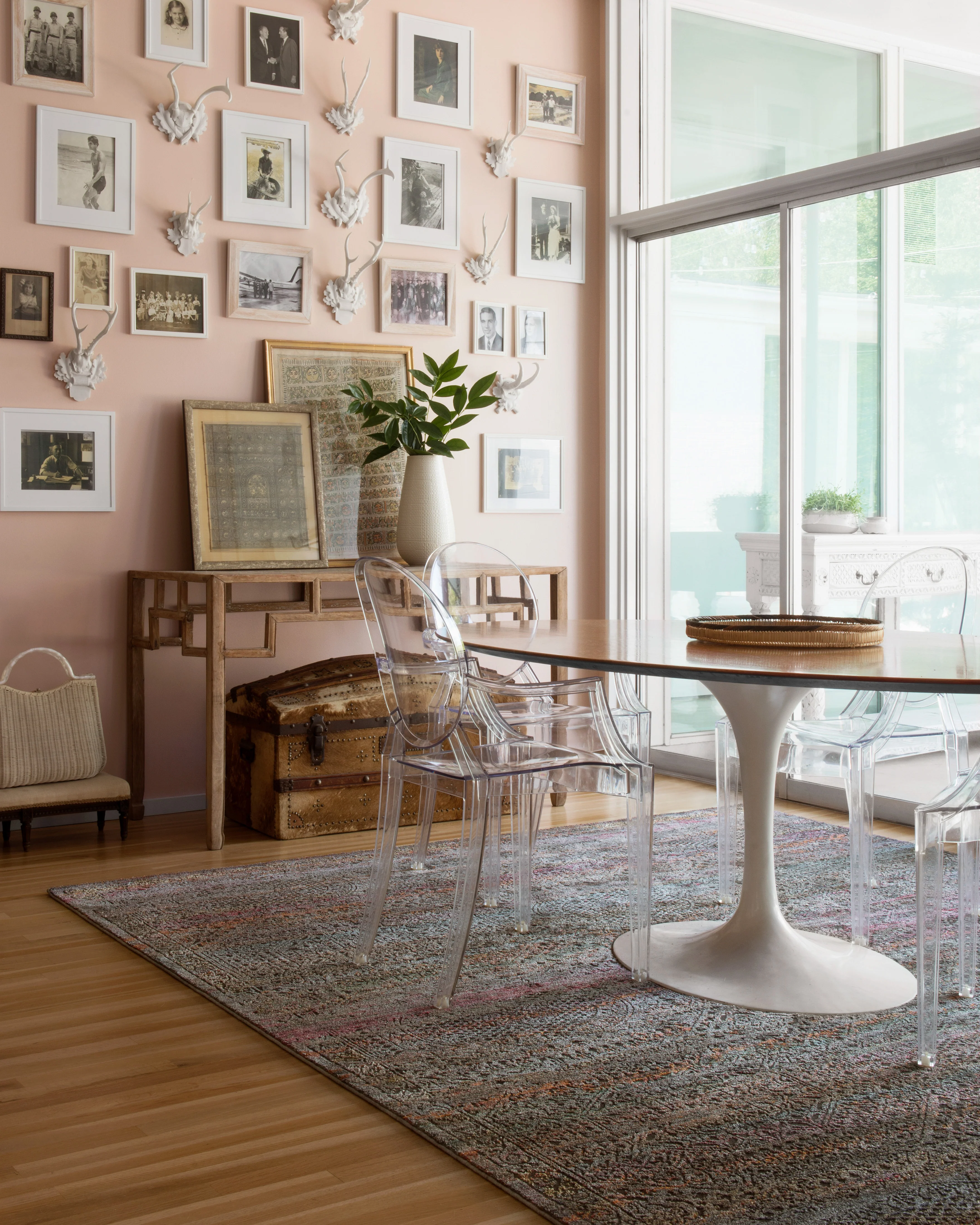 Loloi Rugs Javari Collection Rug in Charcoal, Sunset - 7'10