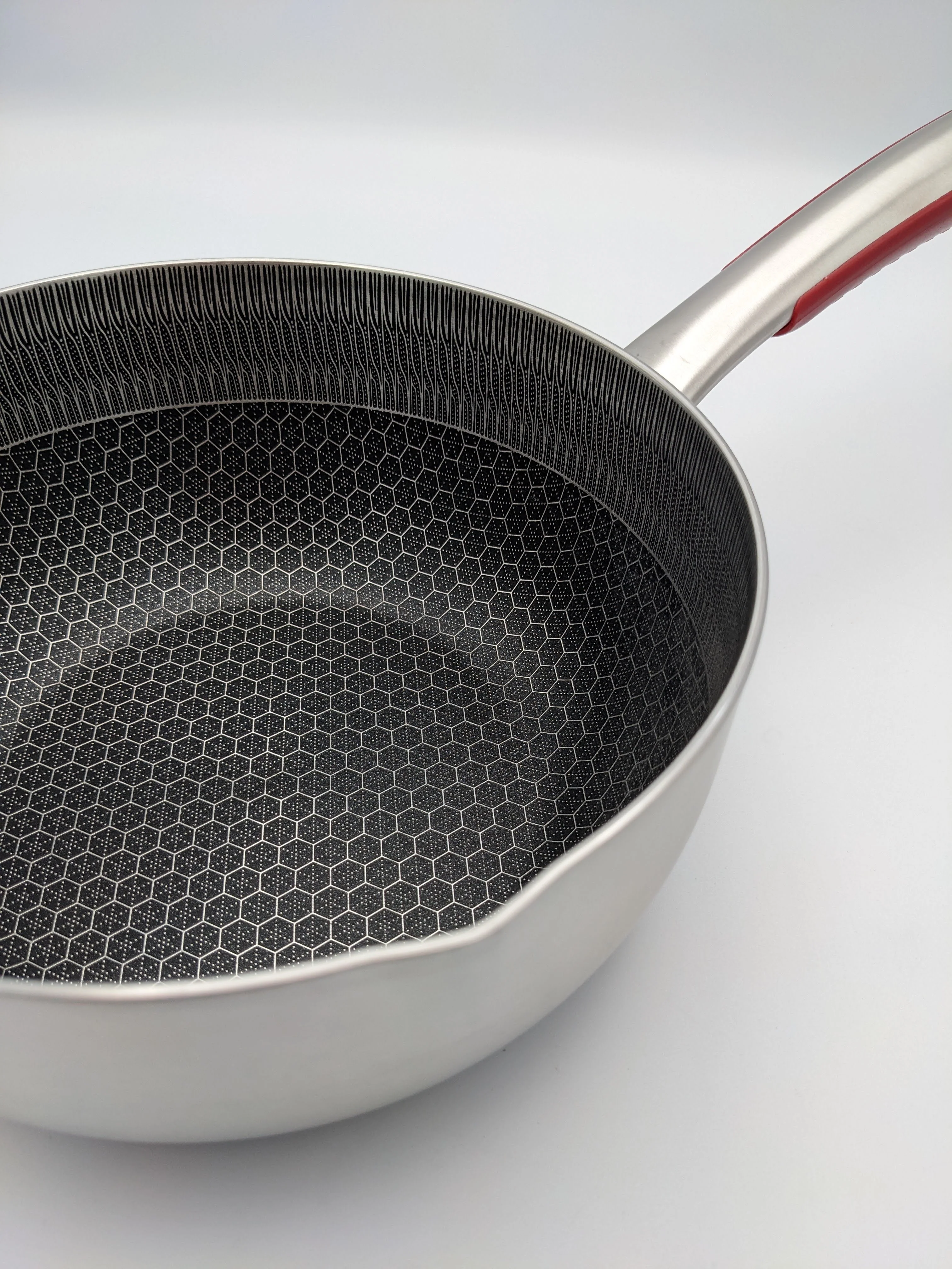 SUS Hybrid Sauce Pan: 18cm with s/s Steamer and glass lid | BC-HW18SPG+S - Inhomebuy