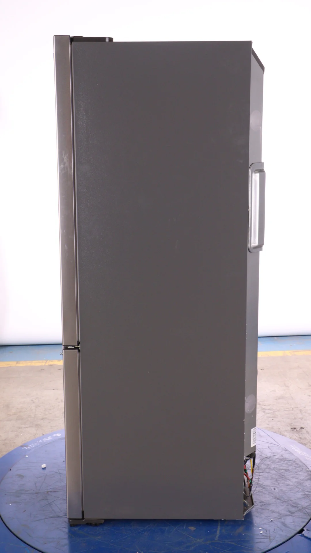 FRIGIDAIRE 31.5 IN. 17.6 CU FT. STAINLESS STEEL COUNTER-DEPTH FRENCH DOOR REFRIGERATOR - FRFG1723AV - Inhomebuy