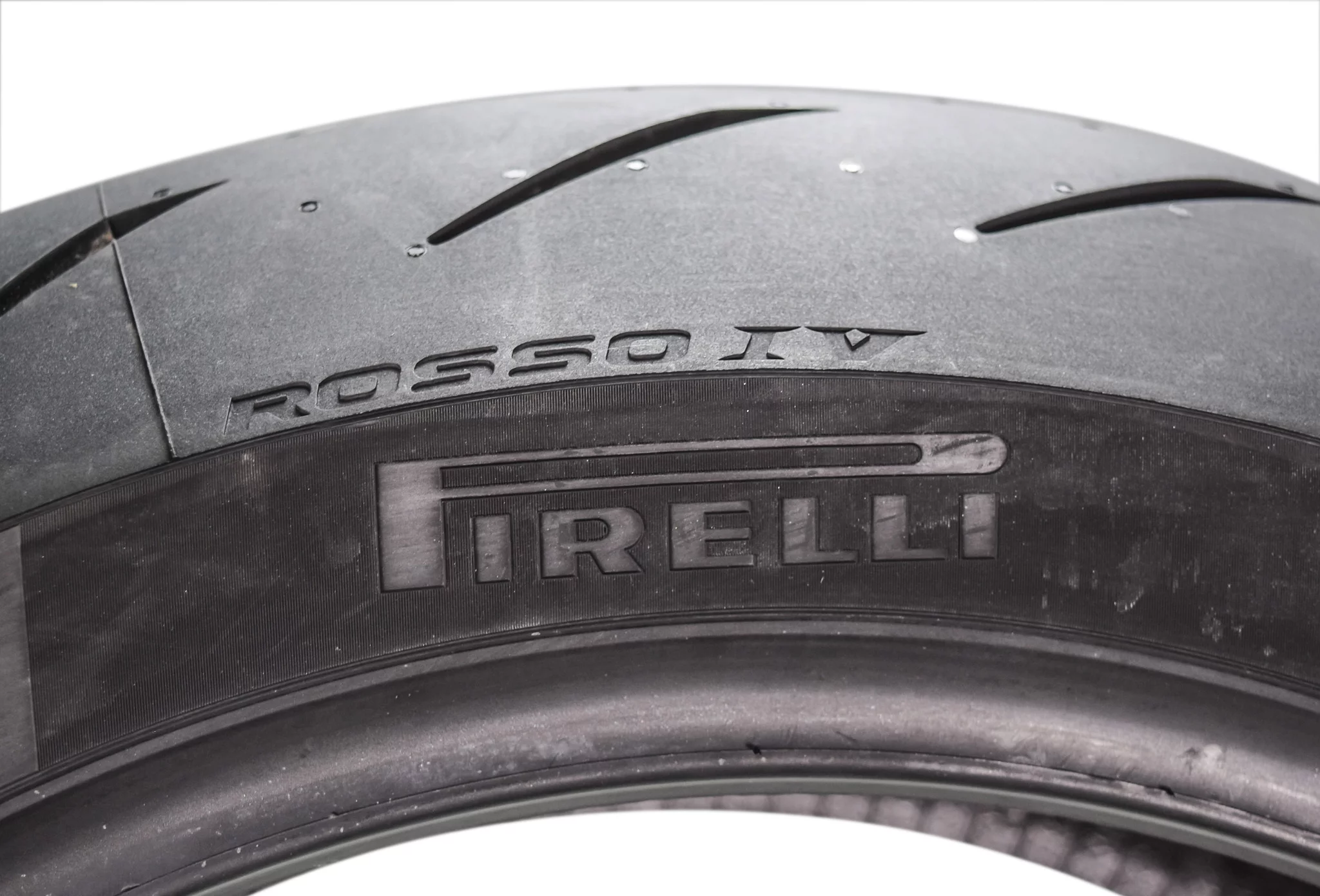 Pirelli Diablo Rosso IV Street Sport 120/70ZR17 58W TL Front Motorcycle Tire 120/70-17 Rosso 4 - Inhomebuy
