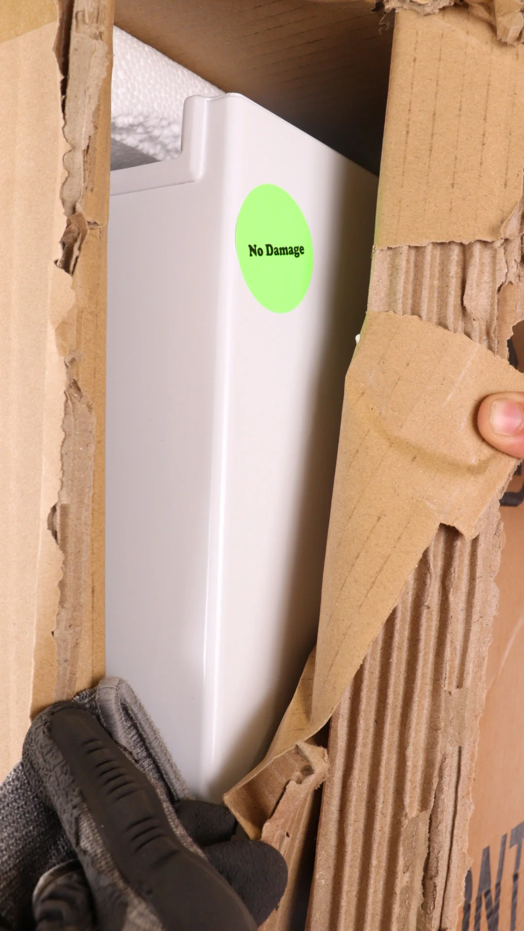 Frigidaire 27 in 15.5 cu ft Upright Freezer - FFFU16F2VW - Inhomebuy