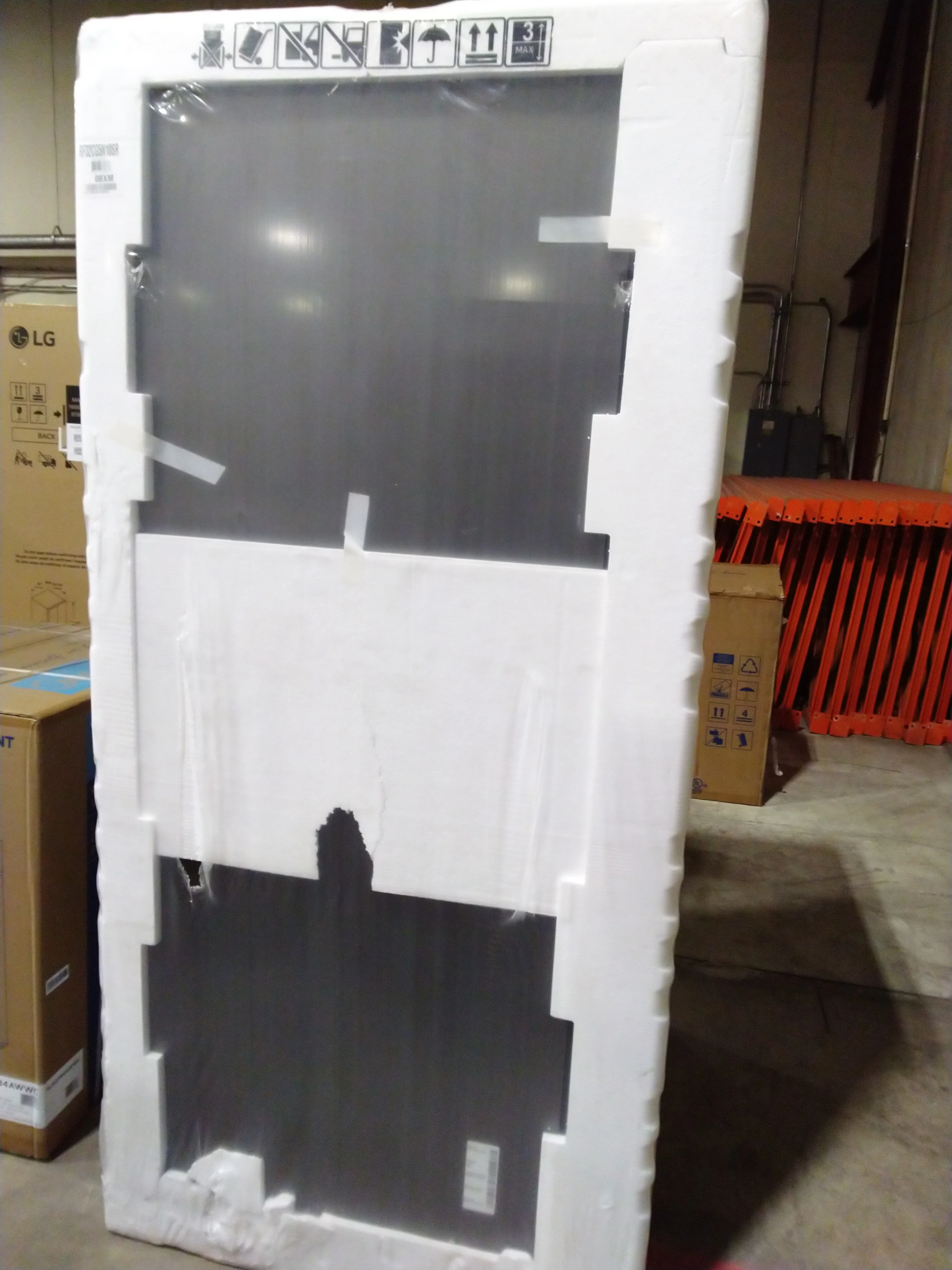 SAMSUNG 36 IN. 30 CU. FT. STAINLESS STEEL 3 DOOR FRENCH DOOR REFRIGERATOR WITH FAMILY HUB - RF32CG59 - Inhomebuy