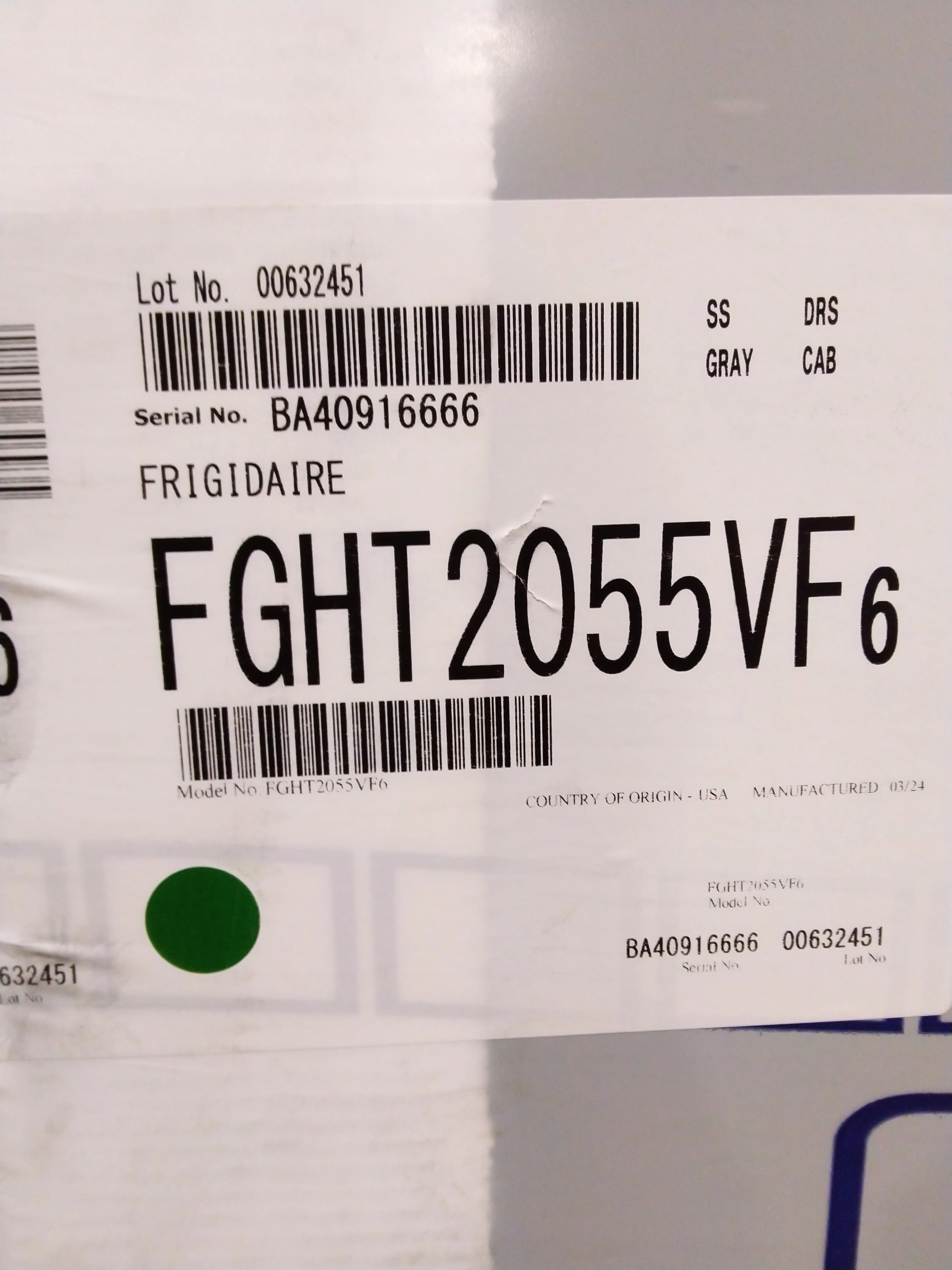 FRIGIDAIRE GALLERY 30 IN. 20.0 CU. FT. STAINLESS STEEL TOP FREEZER REFRIGERATOR - FGHT2055VF - Inhomebuy