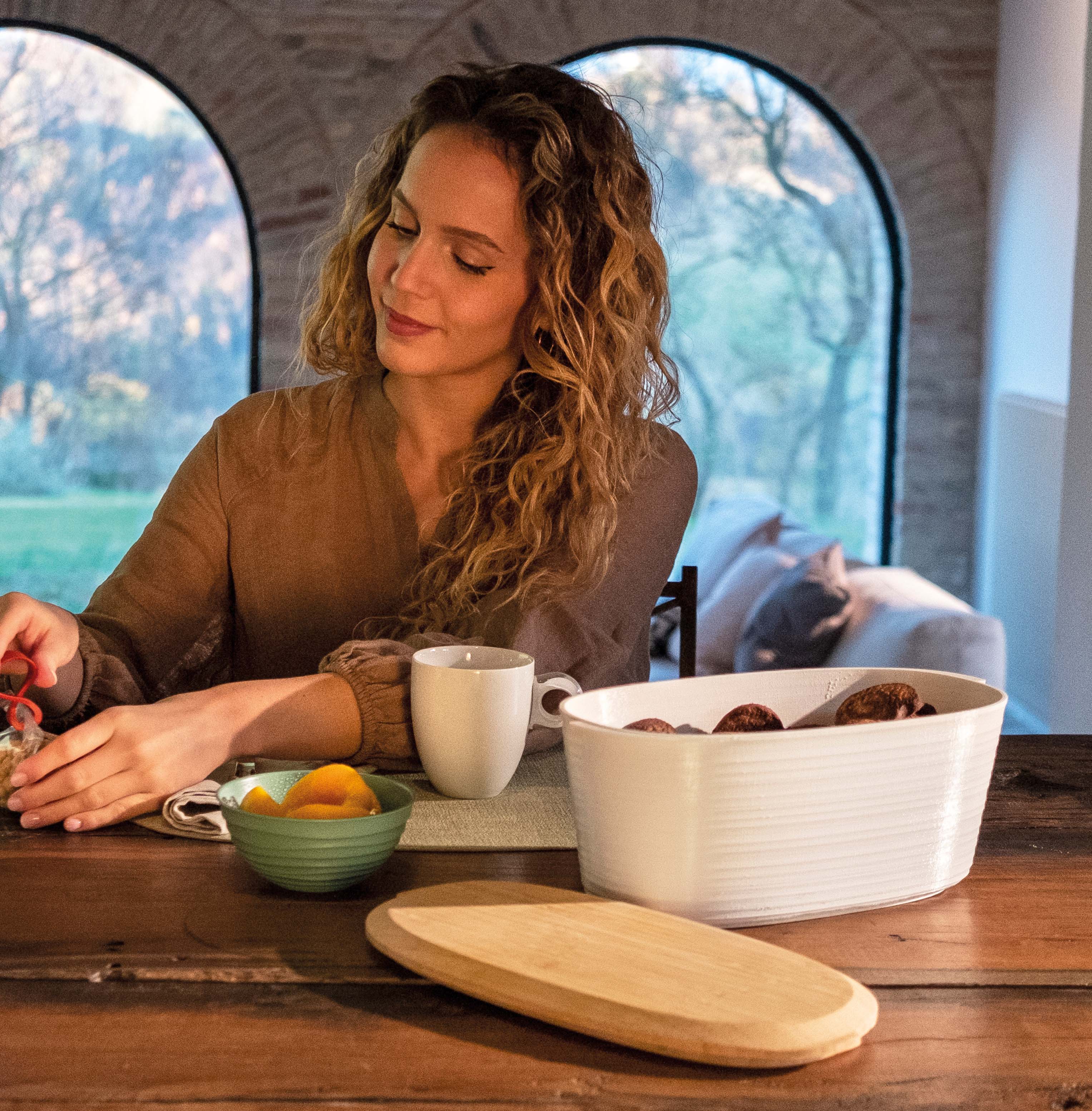 Container for bread and confectionery Taupe - Inhomebuy