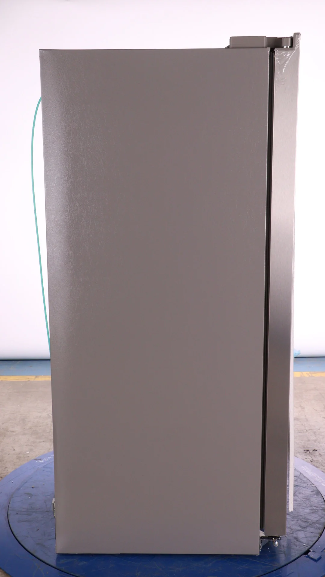 FRIGIDAIRE 36 IN 25.6 CU FT. STAINLESS STEEL SIDE-BY-SIDE REFRIGERATOR WITH EXTERIOR WATER AND ICE D - Inhomebuy