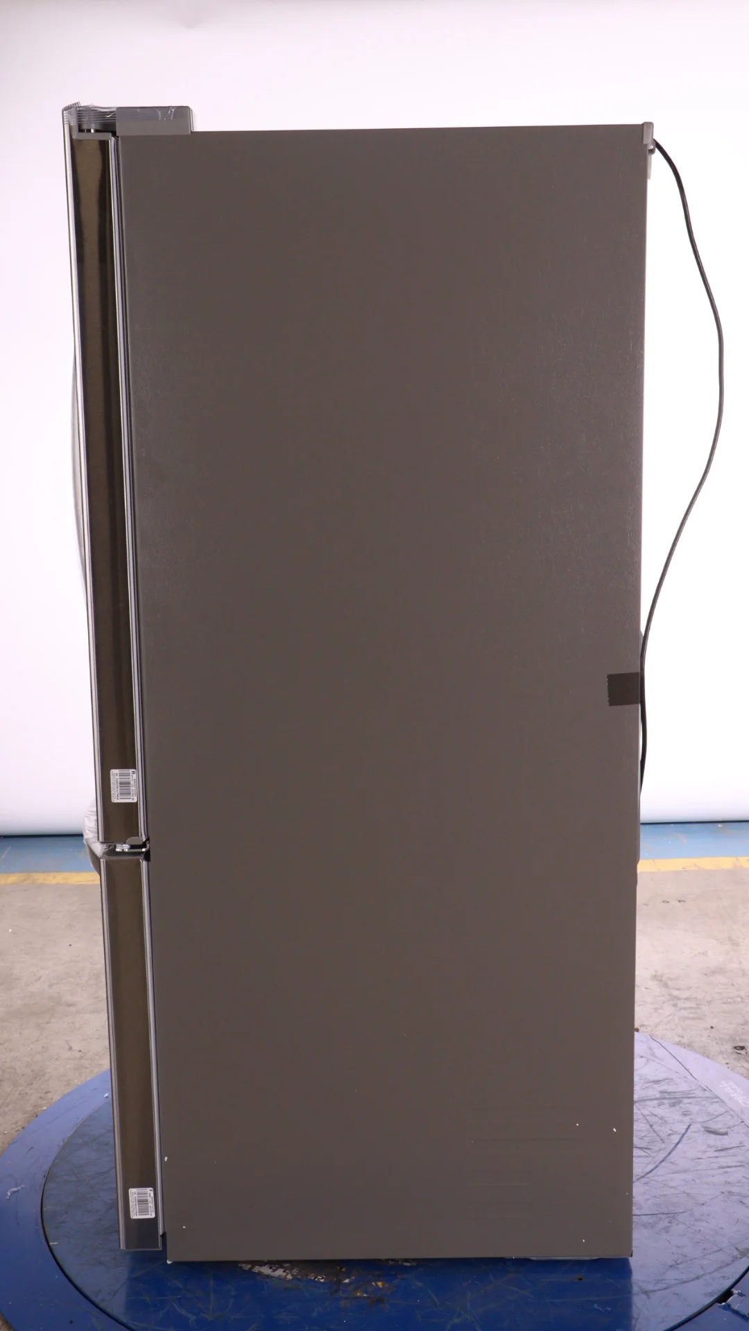 LG 33 IN. 25 CU. FT. SMUDGE-RESISTANT STAINLESS-STEEL FRENCH DOOR REFRIGERATOR WITH SMARTDIAGNOSIS - - Inhomebuy