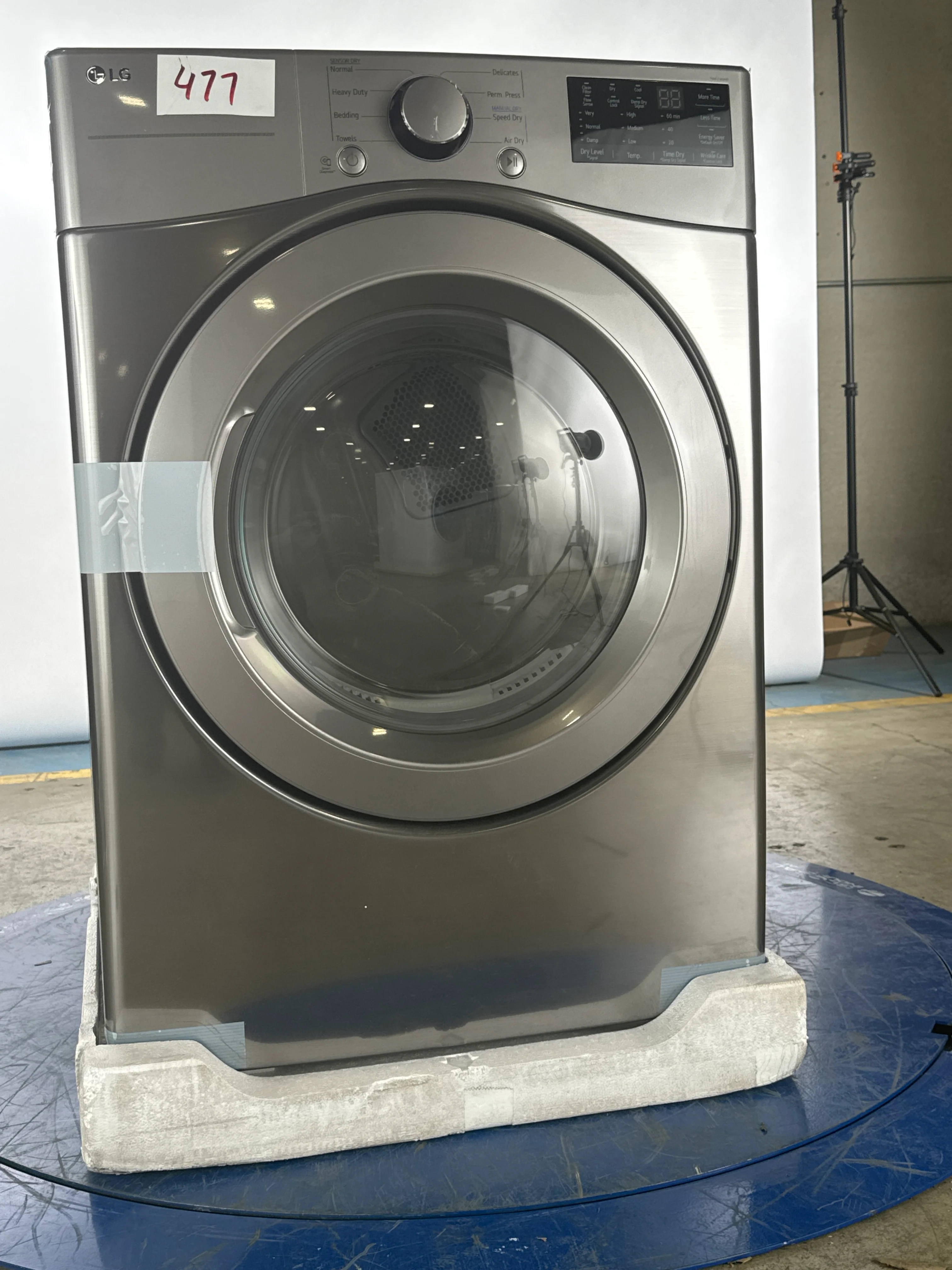 LG 7.4 CU. FT. GRAPHITE STEEL ULTRA LARGE CAPACITY ELECTRIC DRYER WITH SMARTDIAGNOSIS - DLE3400V - Inhomebuy