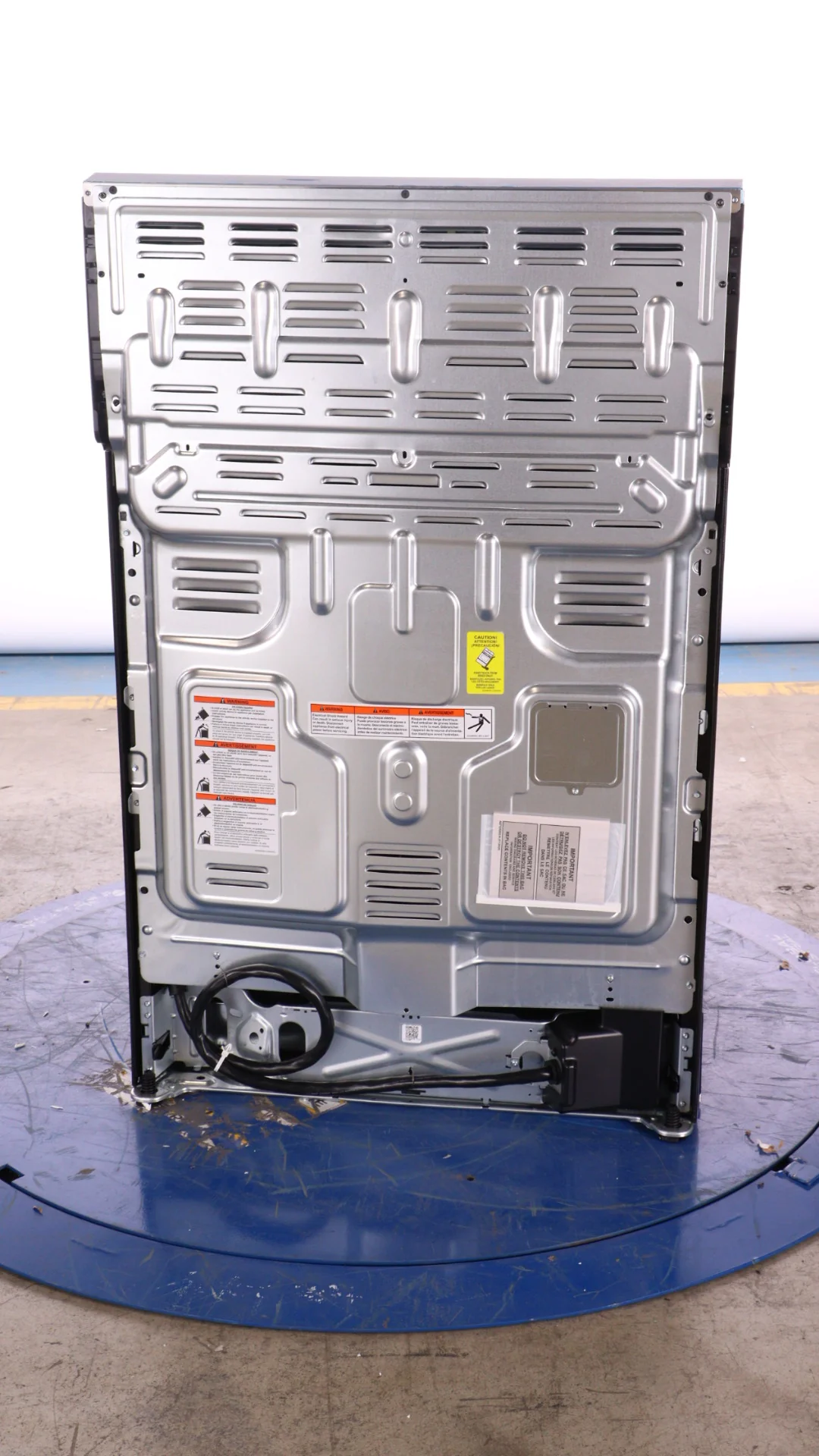 FRIGIDAIRE 30 IN 5.3 CU FT. ELECTRIC FREESTANDING RANGE WITH EVENTEMP COOKTOP - FCRE306CAS - Inhomebuy