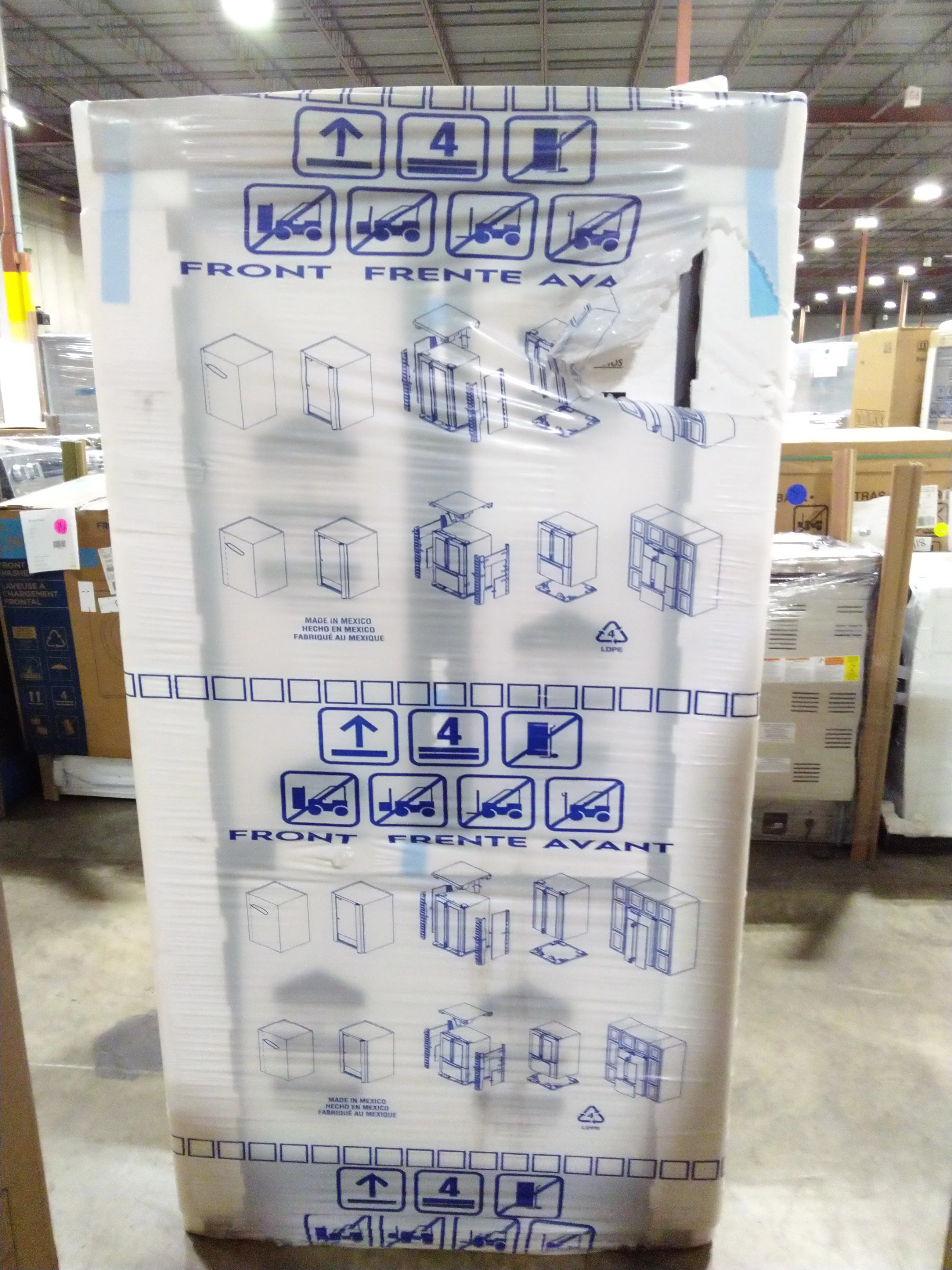 FRIGIDAIRE 36 IN. 27.8 CU.FT. BLACK STAINLESS STEEL FRENCH DOOR REFRIGERATOR WITH ICE AND WATER DISP - Inhomebuy