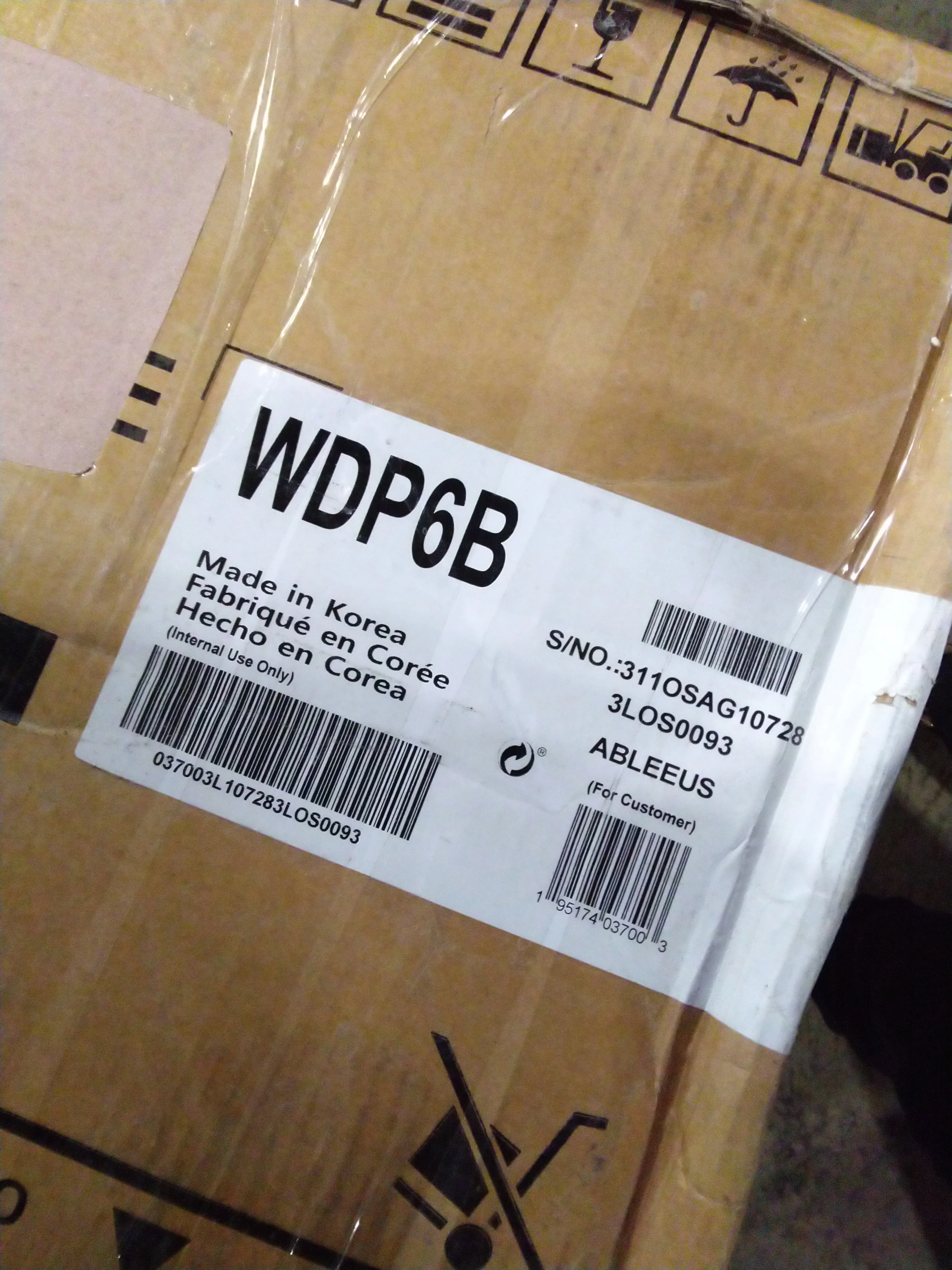 LG WD300CB 27IN BLK PEDESTAL - Inhomebuy