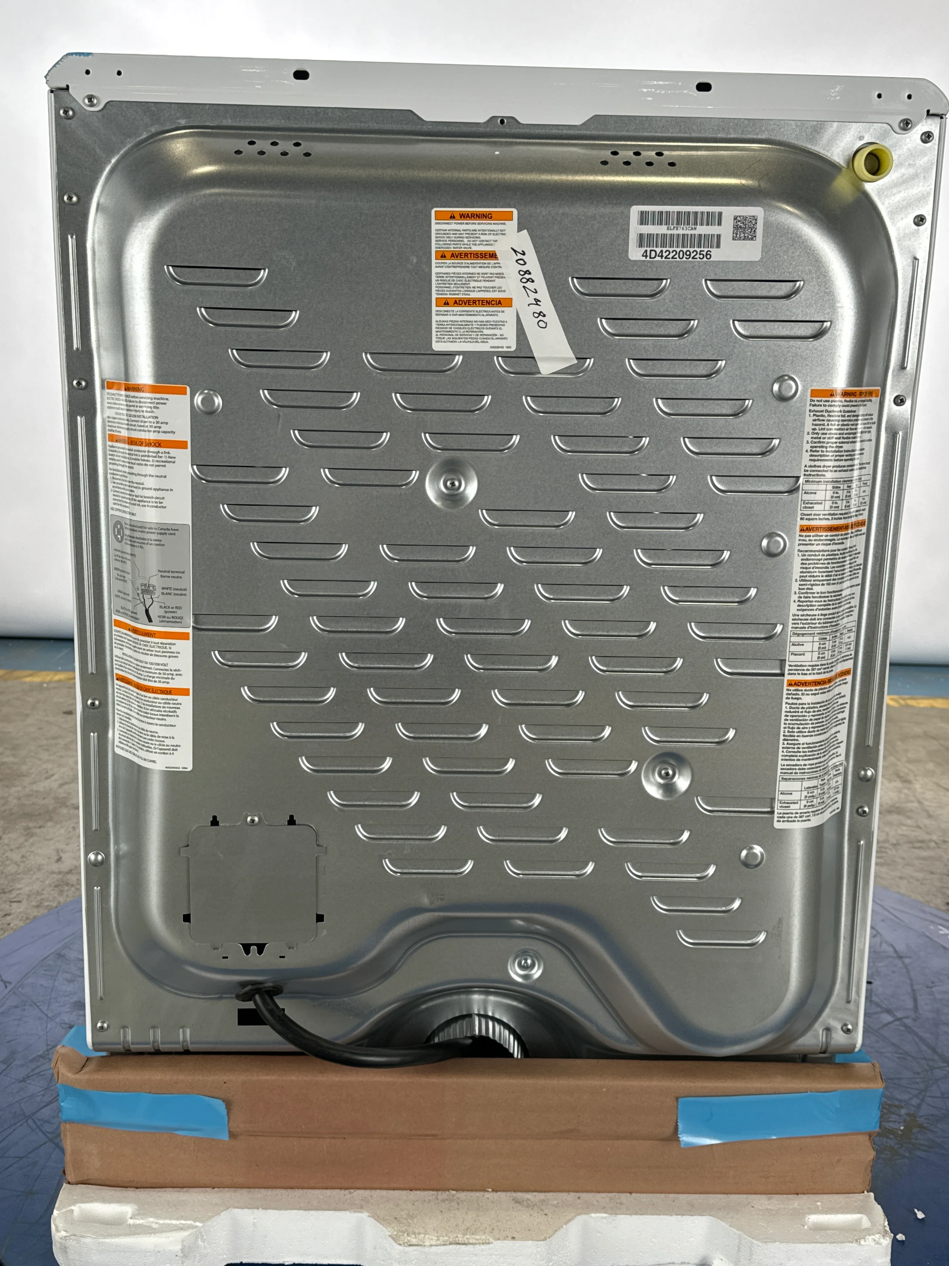 ELECTROLUX 5 SERIES 8.0 CU FT. ELECTRIC FRONT LOAD DRYER WITH LUXCARE DRY SYSTEM - ELFE753CAW - Inhomebuy