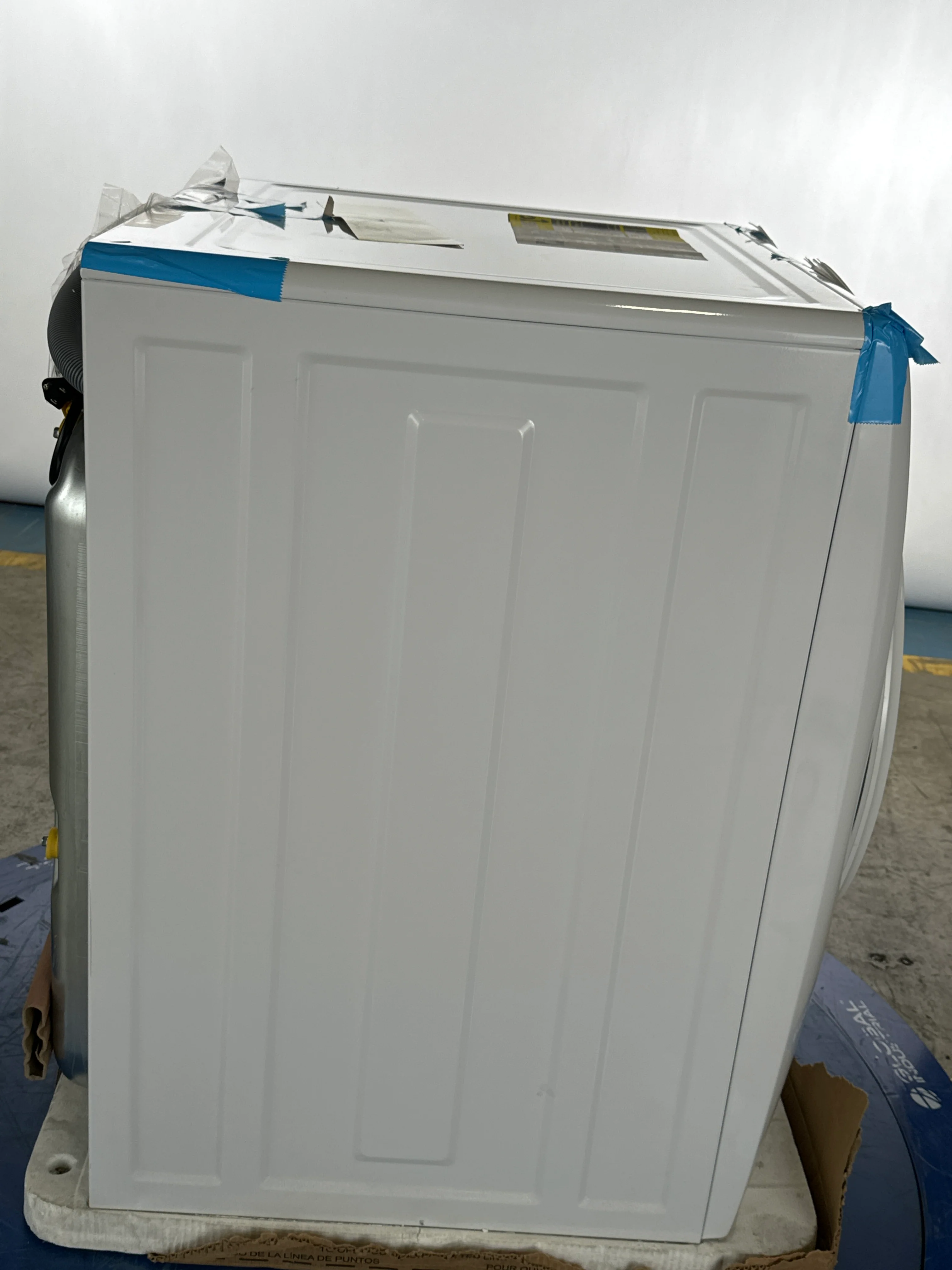 ELECTROLUX 3 SERIES 27 IN. 8.0 CU FT. WHITE ELECTRIC FRONT LOAD DRYER WITH LUXCARE LINT SHIELD - ELFE733CAW - Inhomebuy