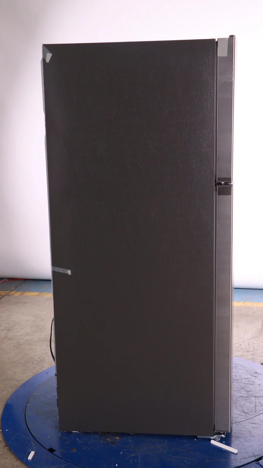 FRIGIDAIRE GALLERY 30 IN. 20.0 CU. FT. STAINLESS STEEL TOP FREEZER REFRIGERATOR - FGHT2055VF - Inhomebuy