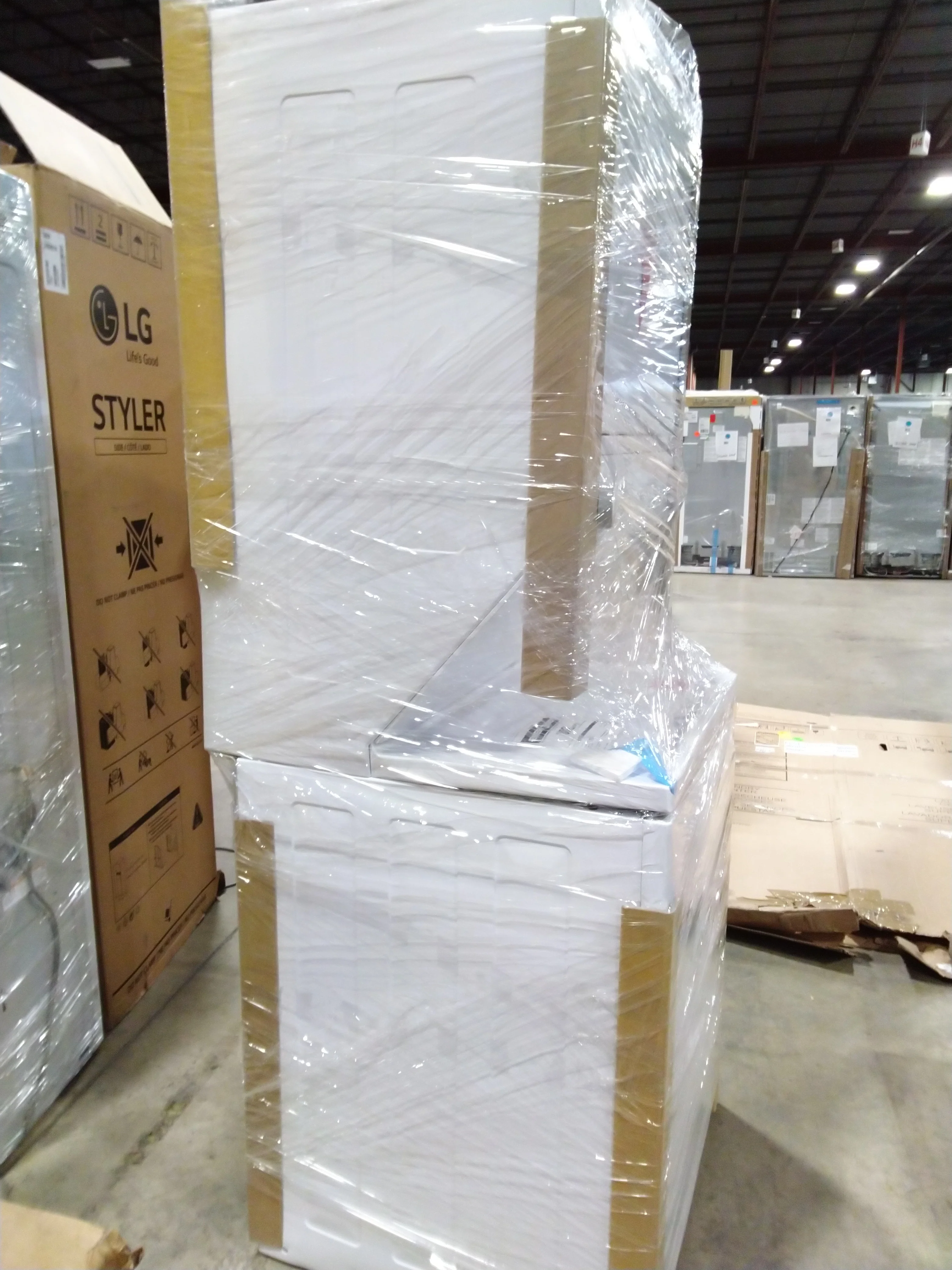 FRIGIDAIRE 27 IN. WHITE ELECTRIC 4.5 CU. FT. IEC WASHER AND 5.5 CU. FT. DRYER LAUNDRY CENTRE - FLCE7 - Inhomebuy