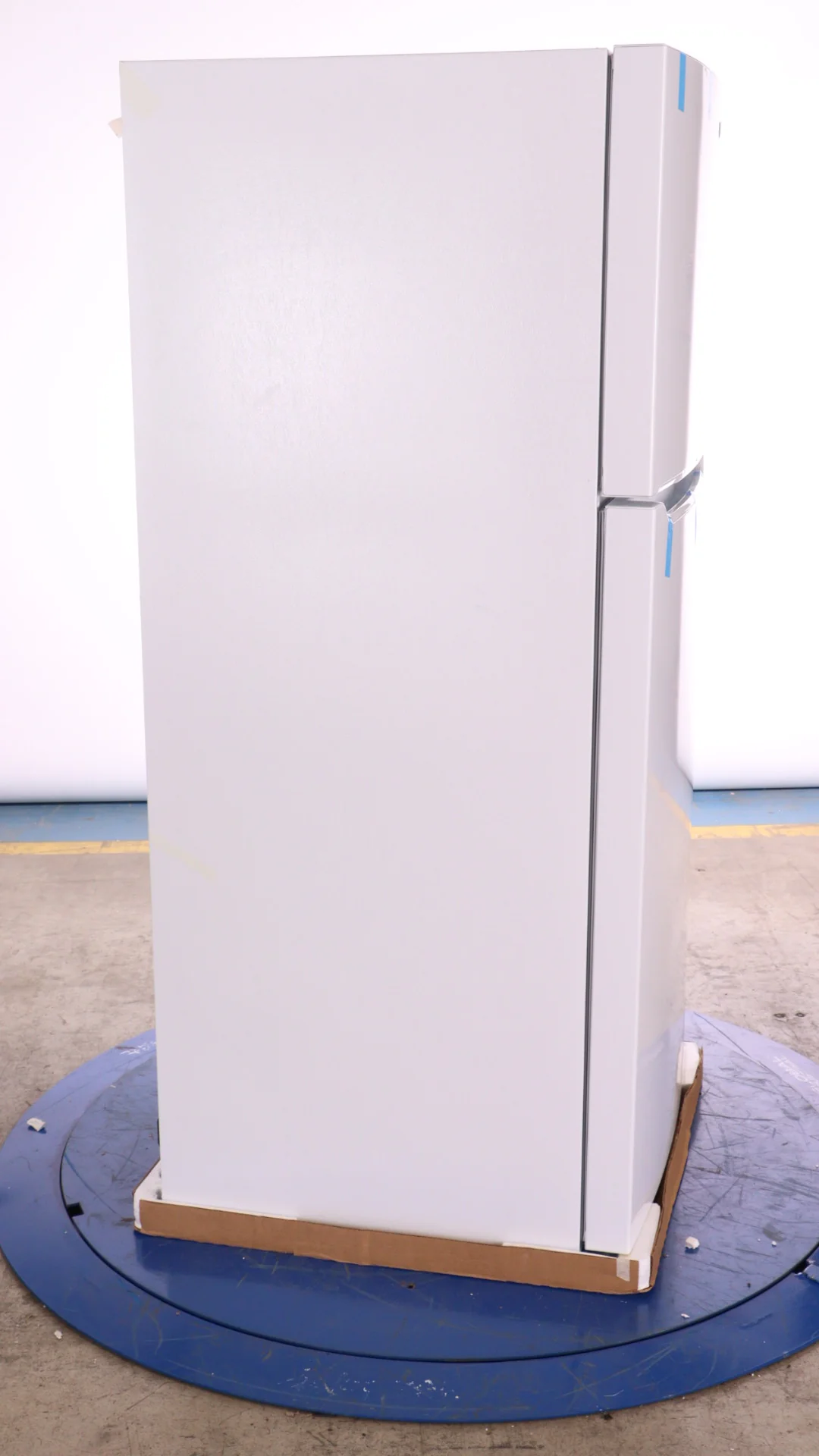 Frigidaire 30in. 18.3 cu. ft. Stainless Steel Top Freezer Refrigerator - FFTR1835VS - Inhomebuy