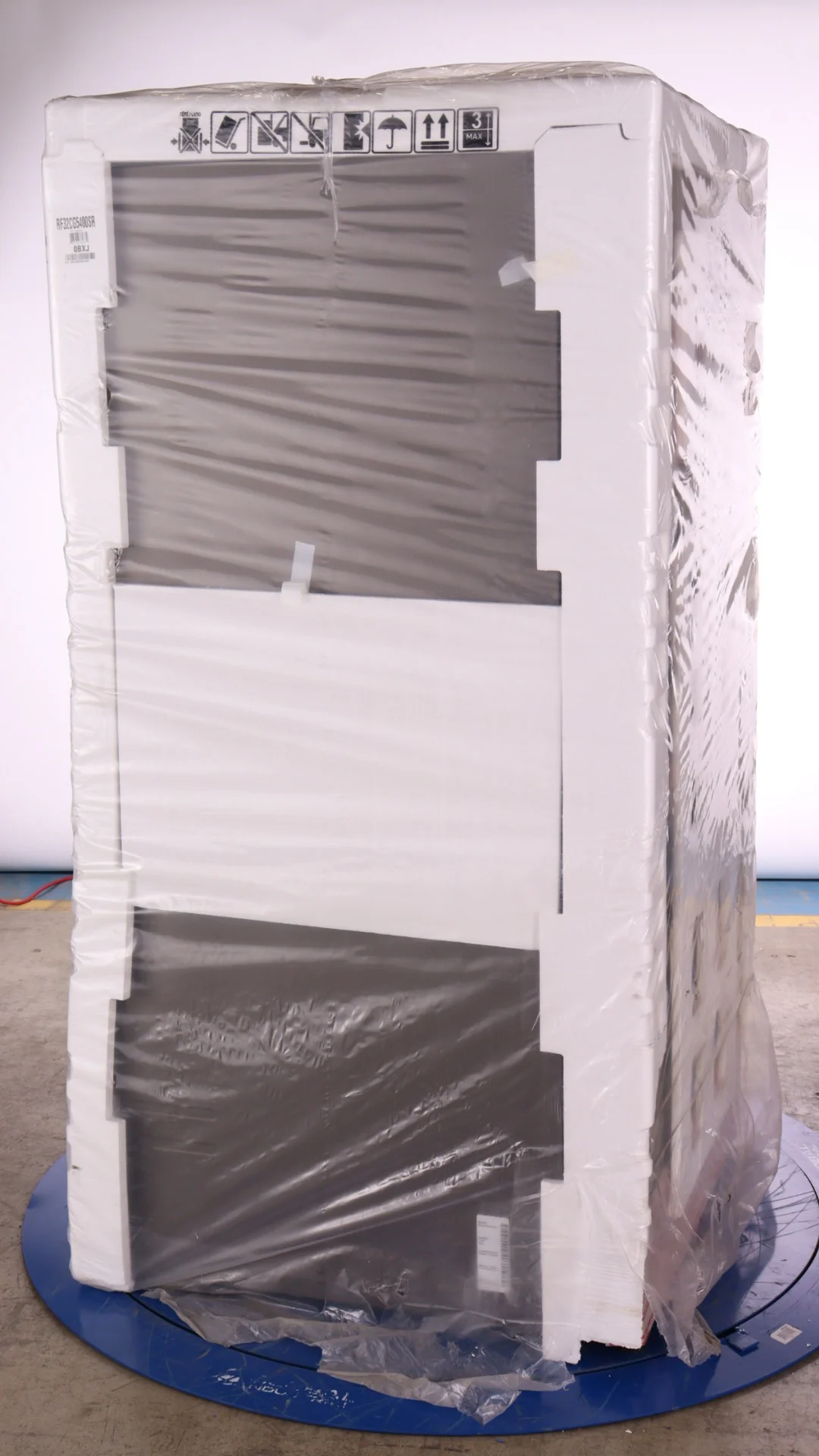 SAMSUNG 36 IN. 30.5 CU. FT. STAINLESS STEEL 3 DOOR FRENCH DOOR REFRIGERATOR WITH EXTERIOR WATER DISP - Inhomebuy