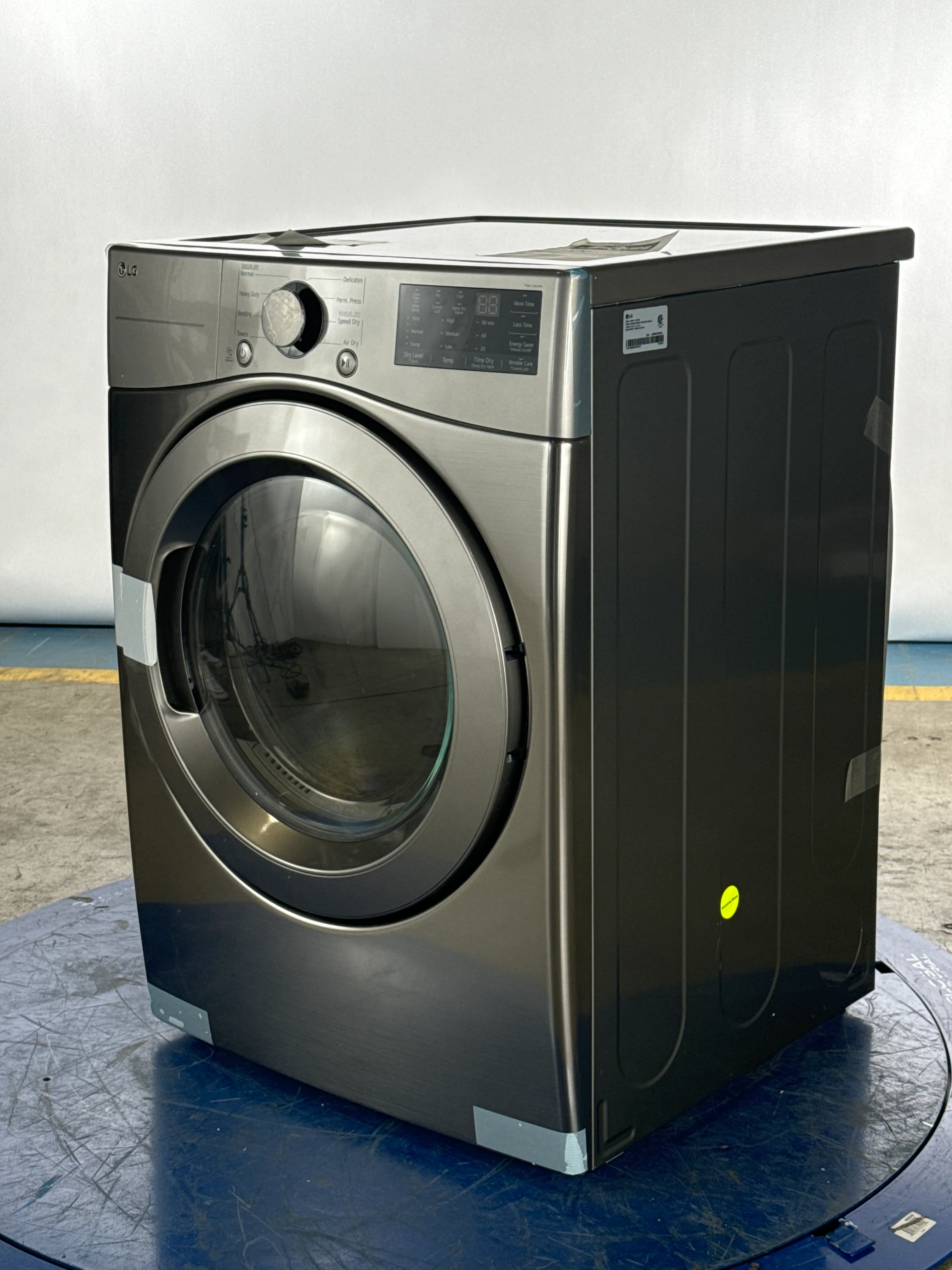 LG 7.4 CU. FT. GRAPHITE STEEL ULTRA LARGE CAPACITY ELECTRIC DRYER WITH SMARTDIAGNOSIS - DLE3400V - Inhomebuy