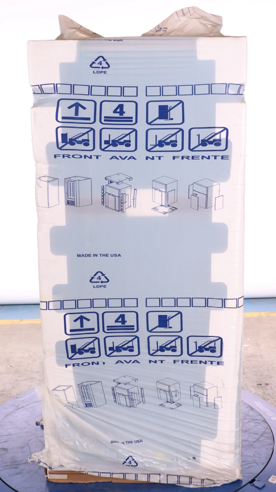 Frigidaire 30 in 20 cu ft. Top-Mount Refrigerator with Auto-Close Doors - FFTR2045VS - Inhomebuy