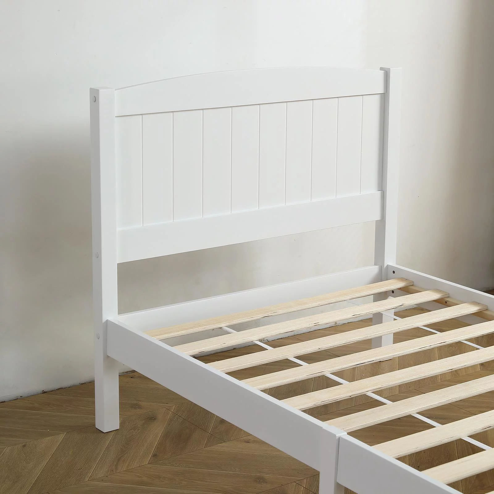 Zimtown Queen Bed Frame,Solid Pine Wood Kids Twin Platform Bed Frame, Bedroom Queen Bed with Headboard for Adults, White - Inhomebuy