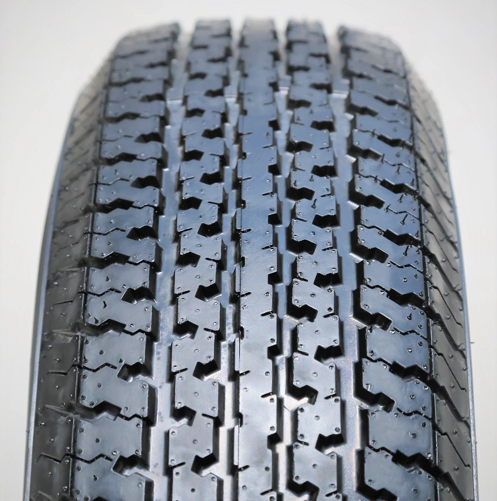 Transeagle ST Radial II Trailer Tire - ST205/75R14 105L LRD 8PLY - Inhomebuy
